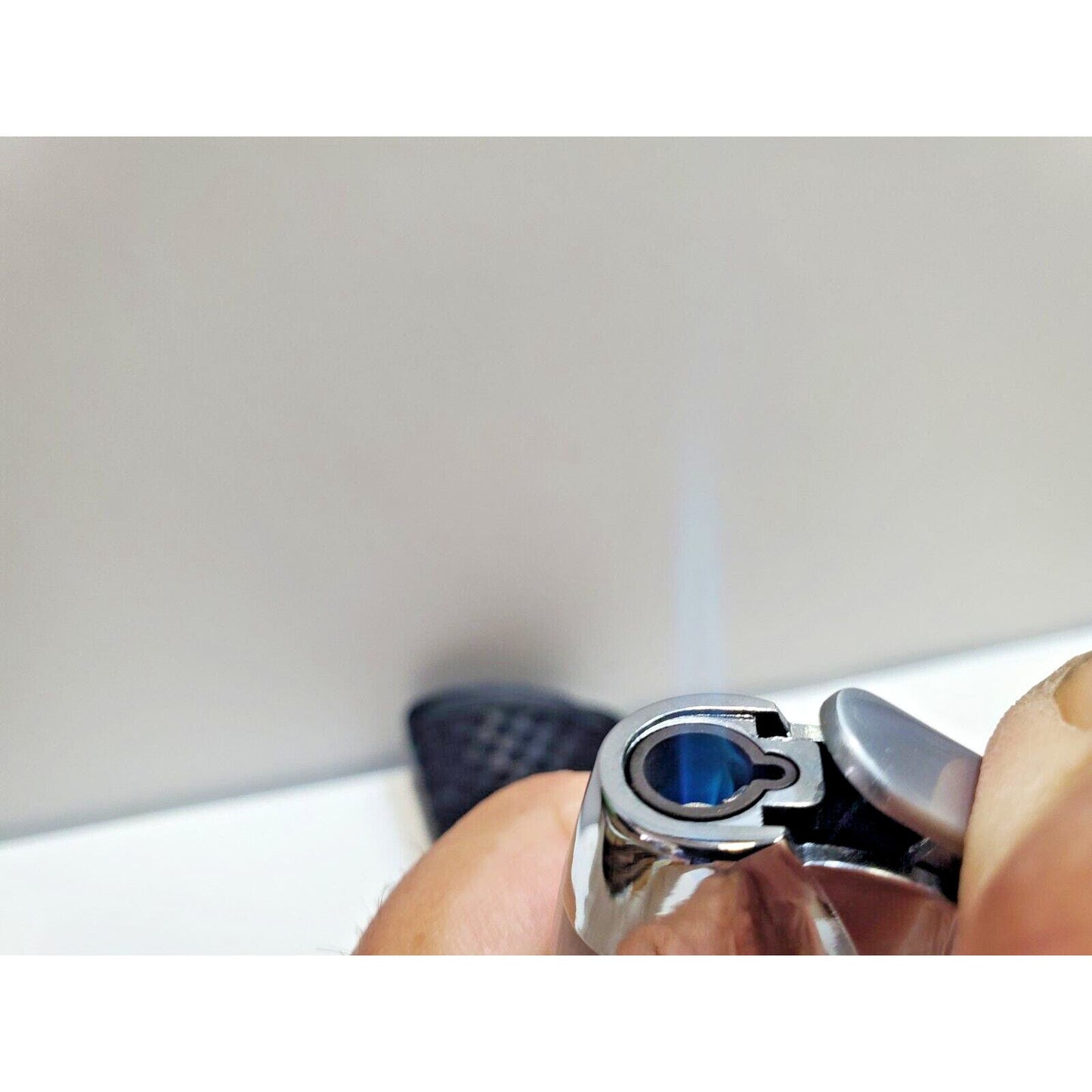 Vertigo Working Butane Silver Lighter, Torch Flame, Cigar punch 6613/34