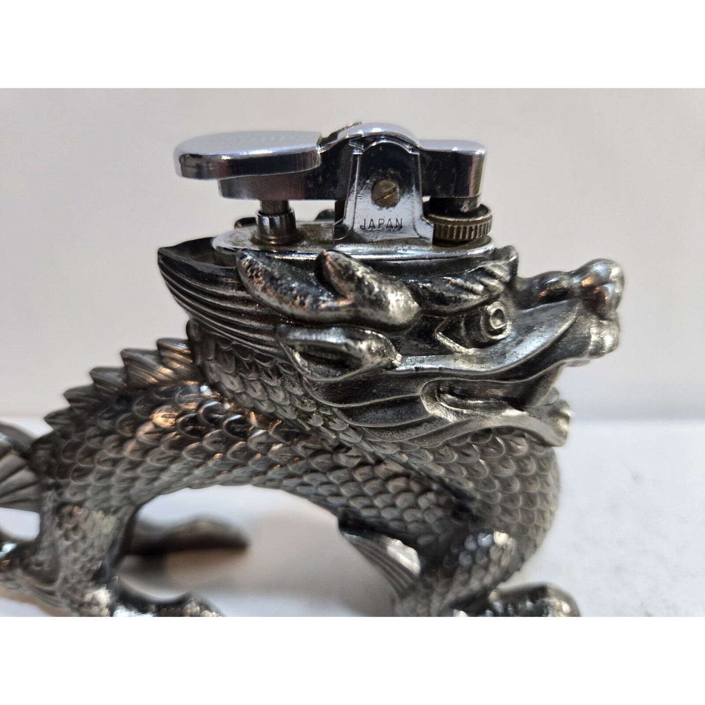 Vintage Working Dragon Table Lighter Comoys Of London Japan 7318/40