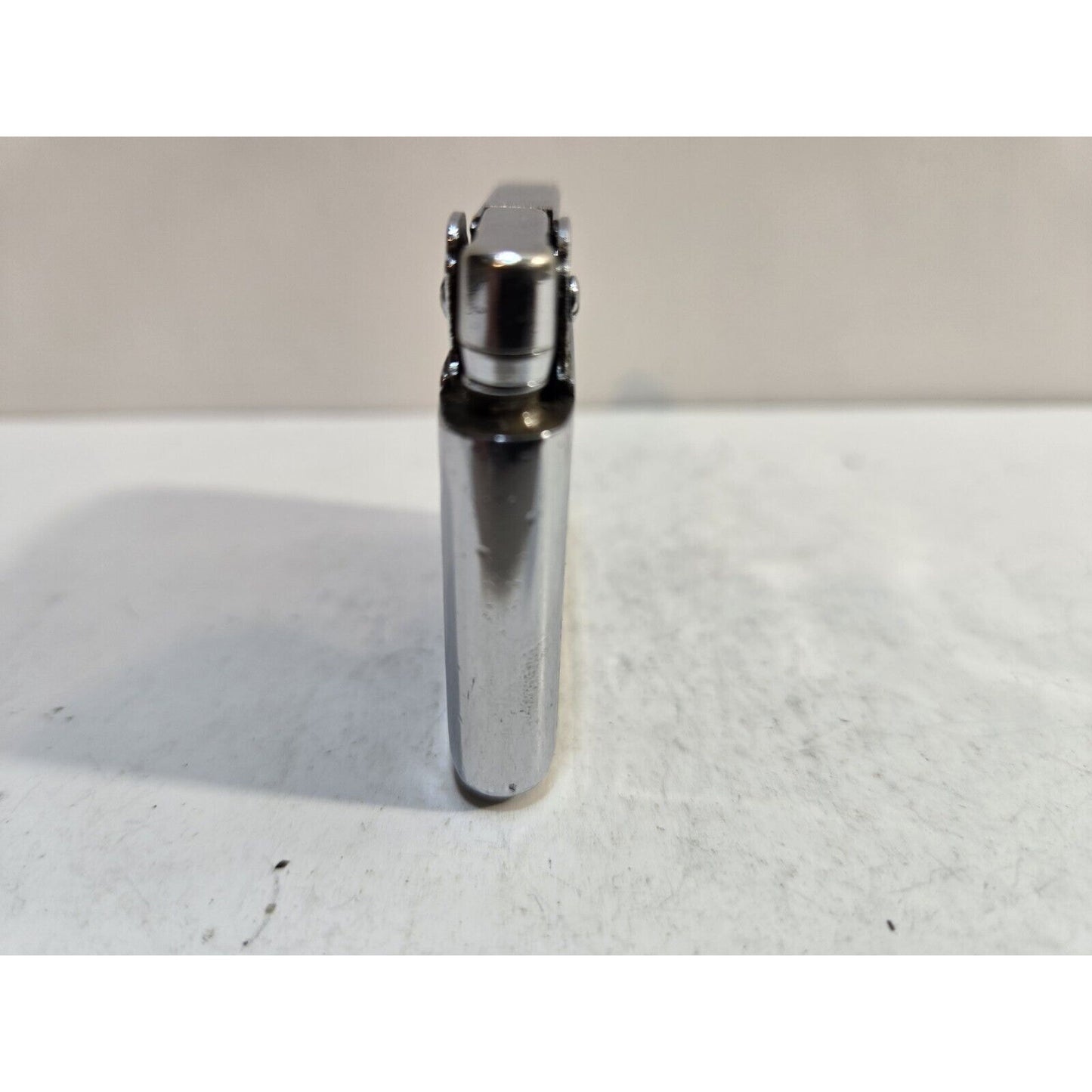 Vintage Working Ronson ADONIS Enamel, Silver Tone Lighter 7156/26