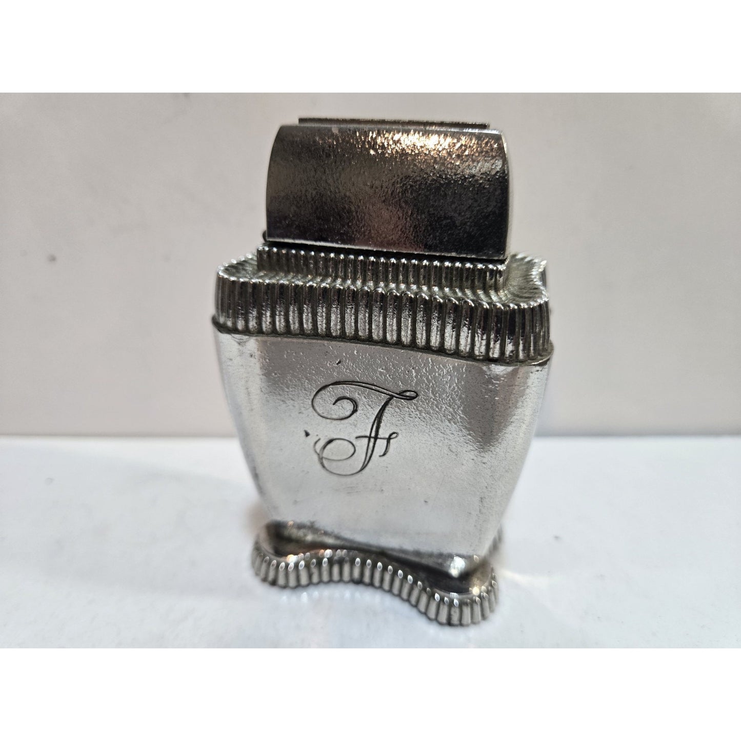 Working VINTAGE ZIPPO LADY BRADFORD TABLE LIGHTER 7878/13
