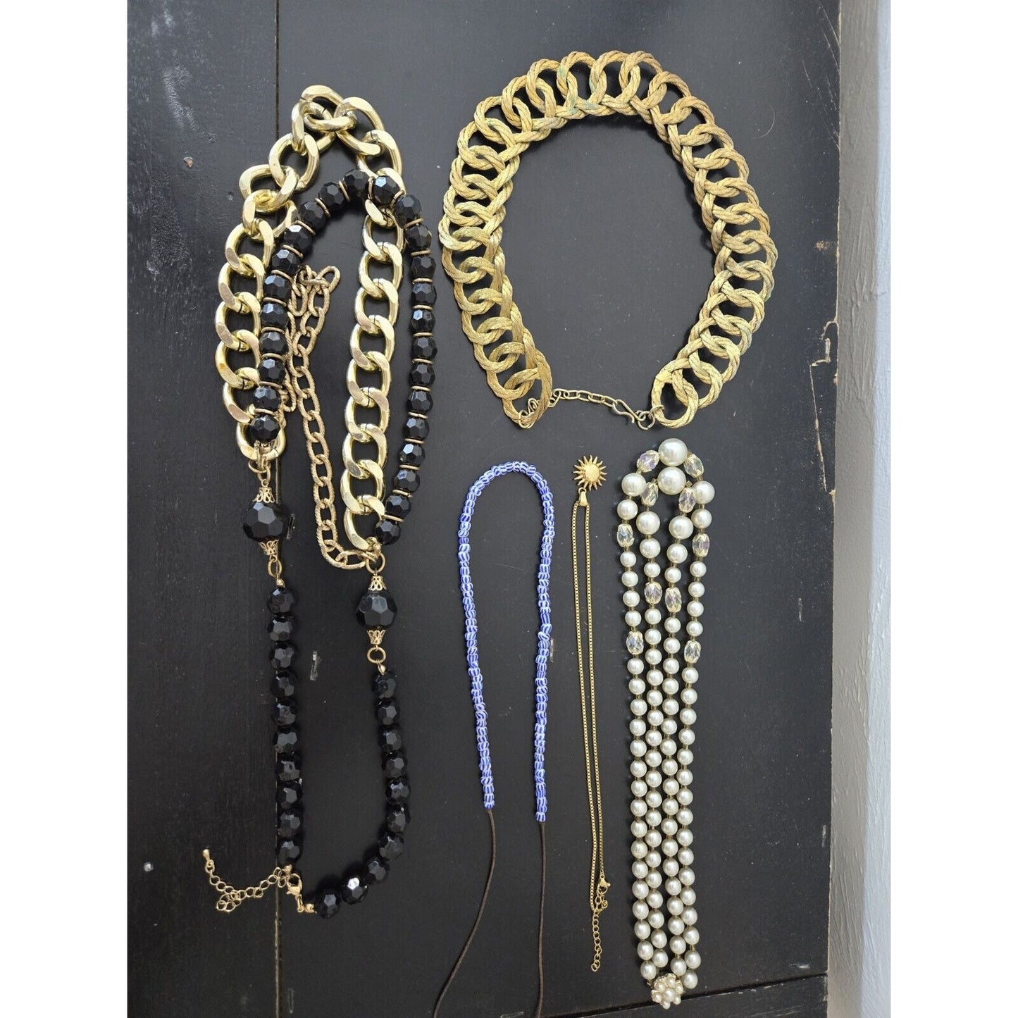 VINTAGE MIXED LOT LADY CUSTOM JEWELRY NECKLACE