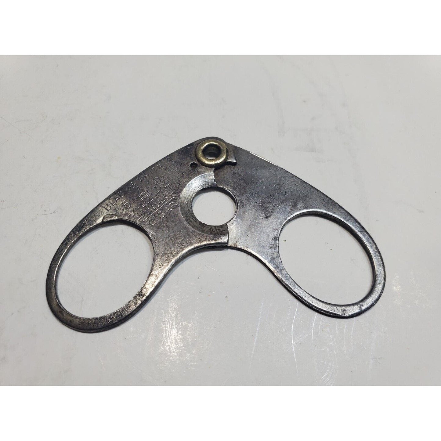 NATIONAL 5 cent CIGAR Black & White POCKET CIGAR CUTTER 6344/6