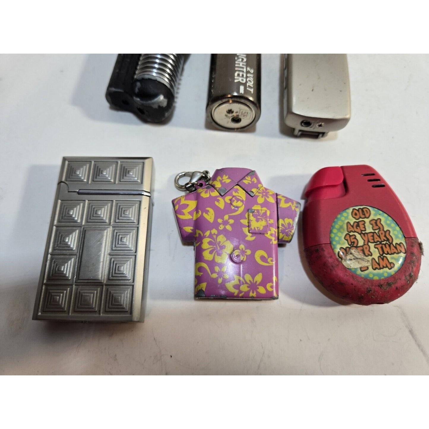 Lot OF 6 Vintage LIGHTERS / WORKING 7369/35