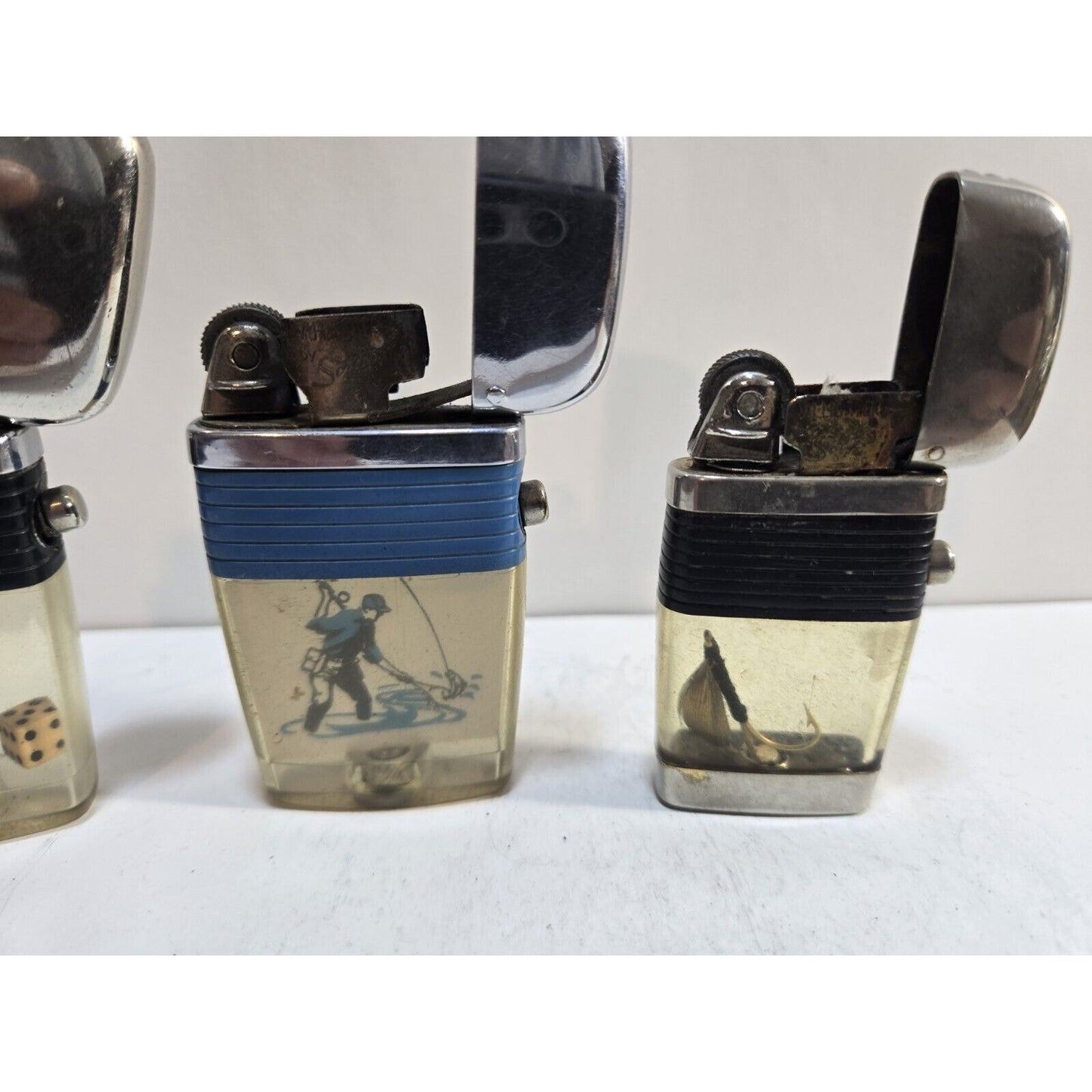 Lot of 3 Scripto VU Vintage Lighters 6989/35