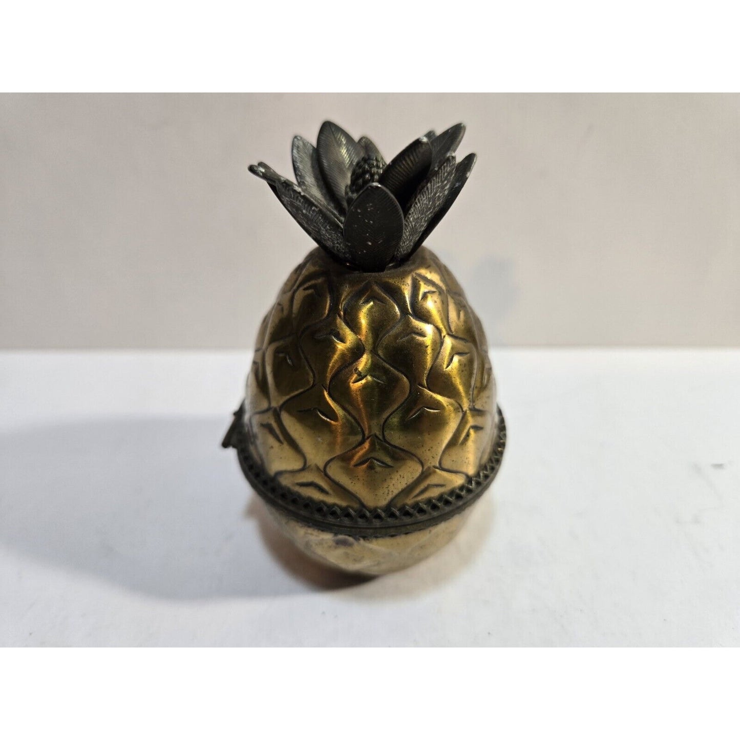 Working Vintage Evans Pineapple Table Gold Tone Lighter 7587/13