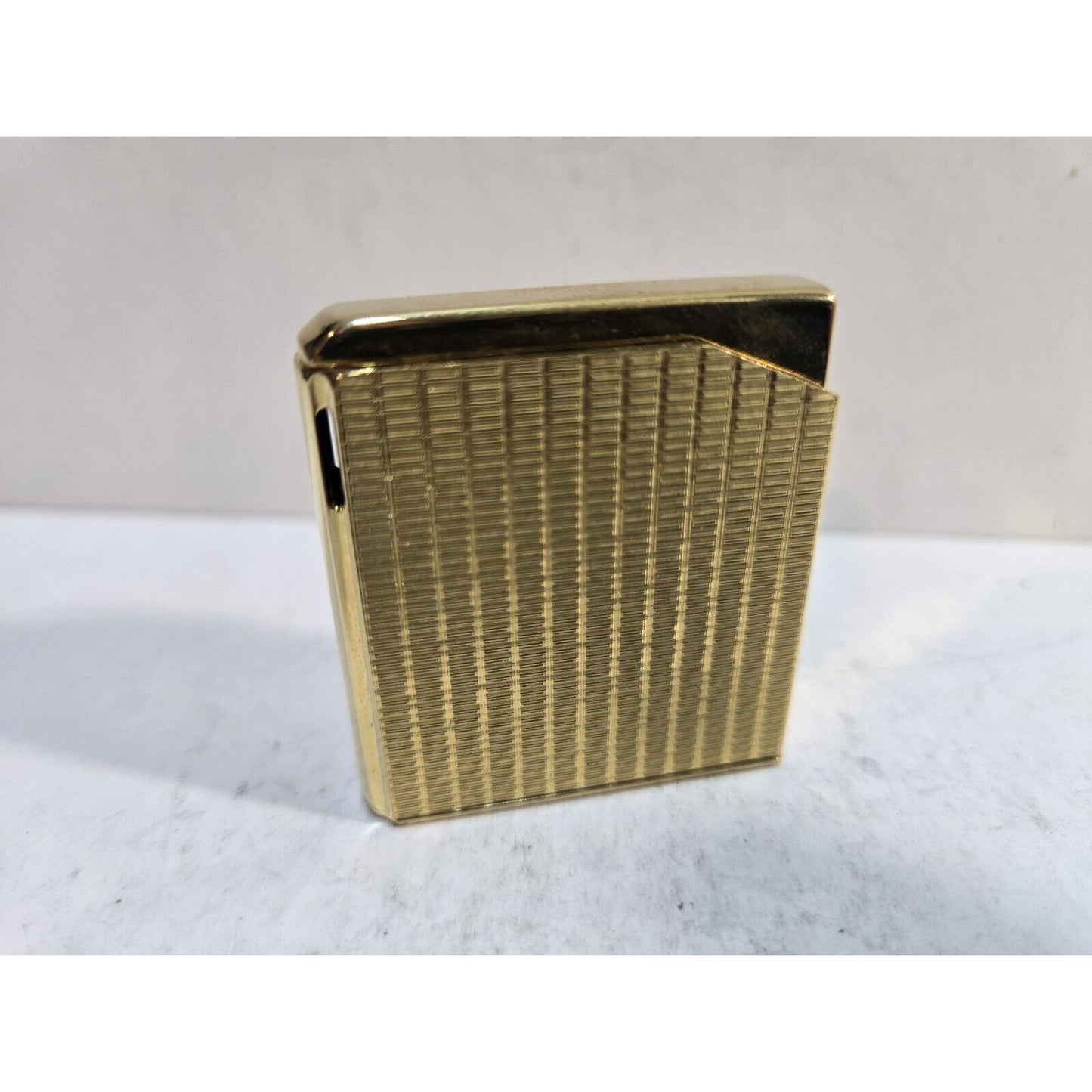 Working MARUMAN HALLEY, DL-6 Lighter, 22k Gold Plate, Vintage 7671/34