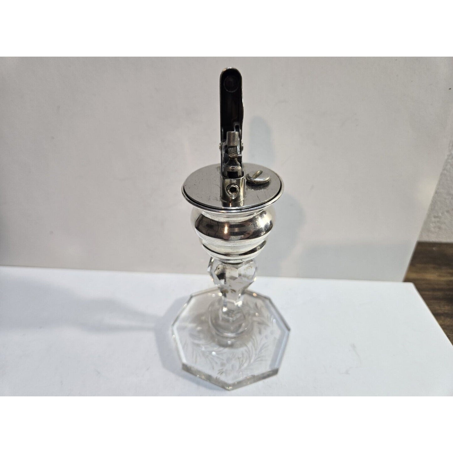 Working Vintage Thorens Crystal Glass Base Table Lighter Single Claw 7567/40