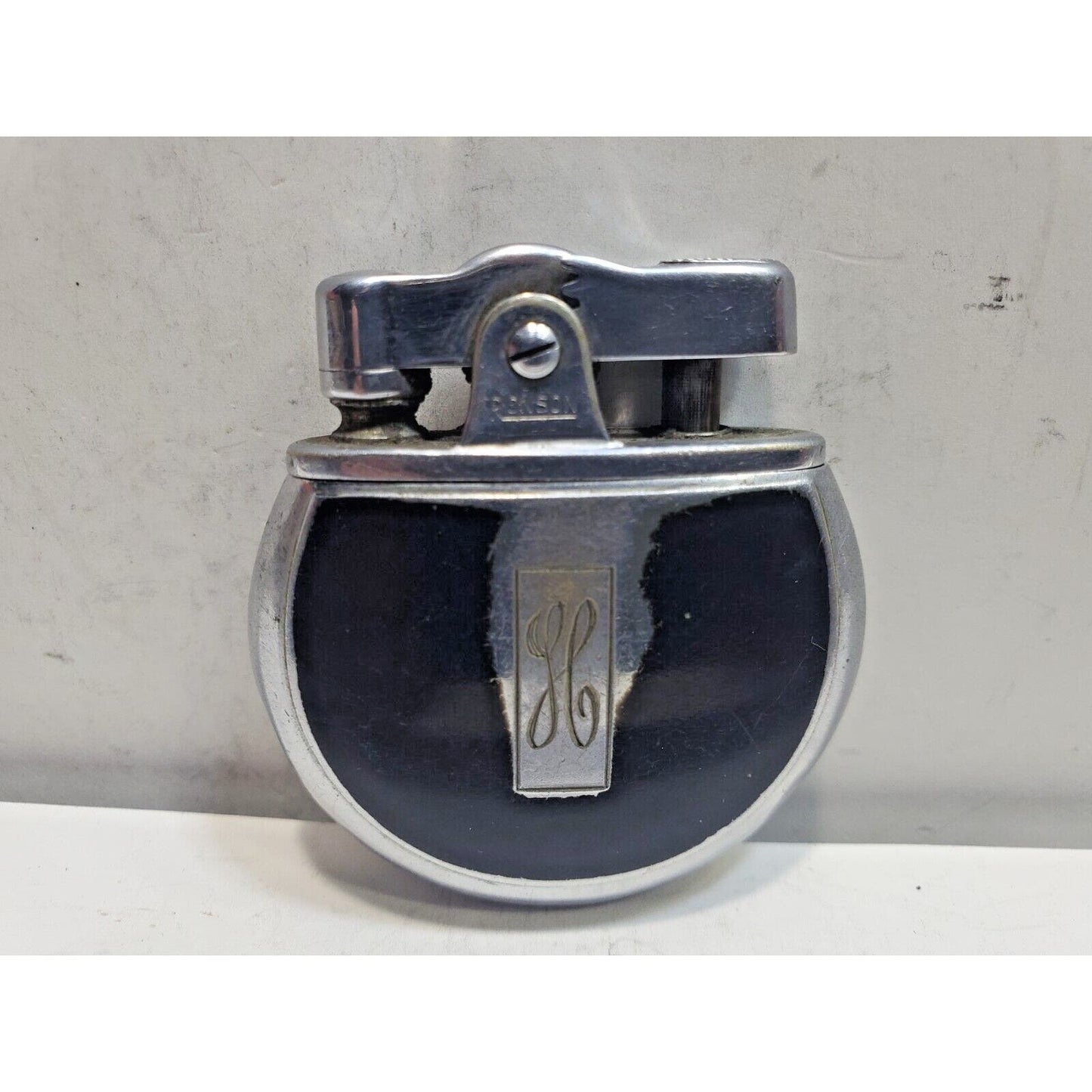 Vintage Working 1930's Ronson Rondette Enamel & Silver Tone Lighter 6438/26