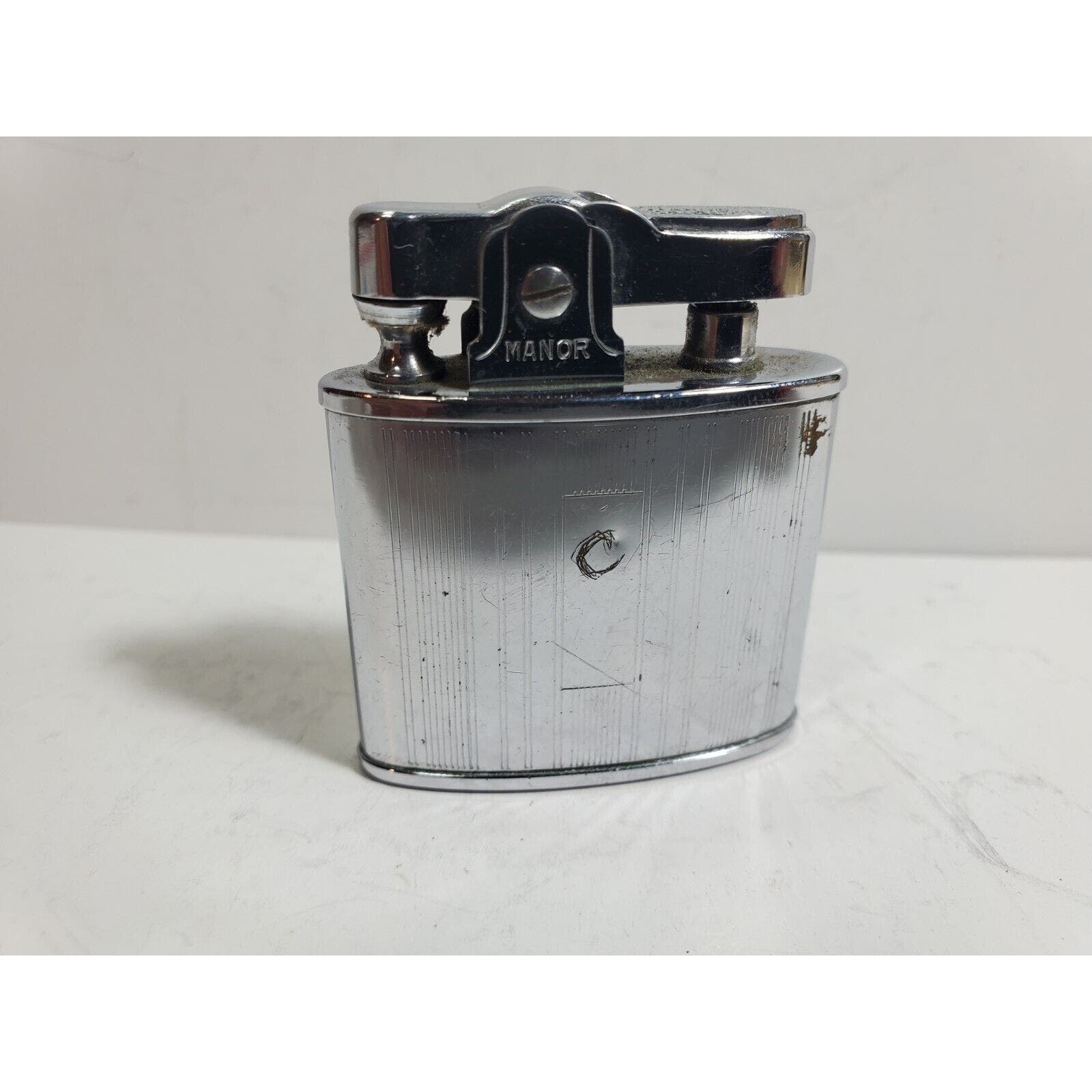 Working Vintage Windsor Manor Lighter Silver Tone Japan