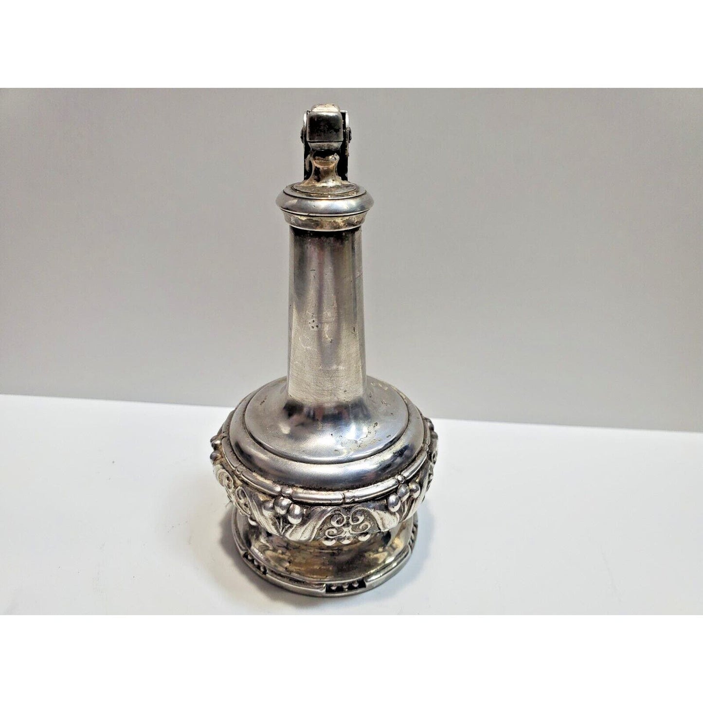 Working VINTAGE RONSON Silver Plate Decanter Table Lighter Mid Century 6505/13