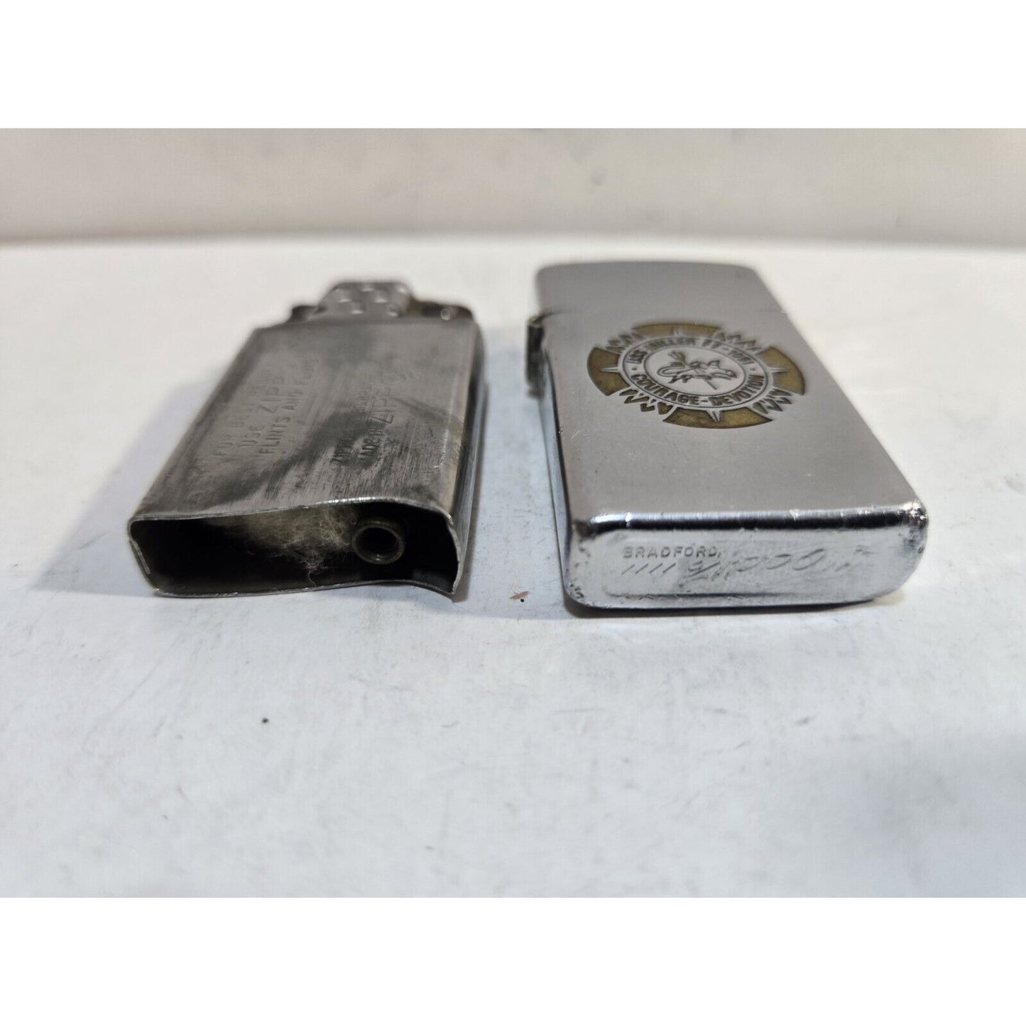 Working Vintage 1975 Zippo Lighter U.S.S. Miller DE-1091 Navy Ship 7641/33