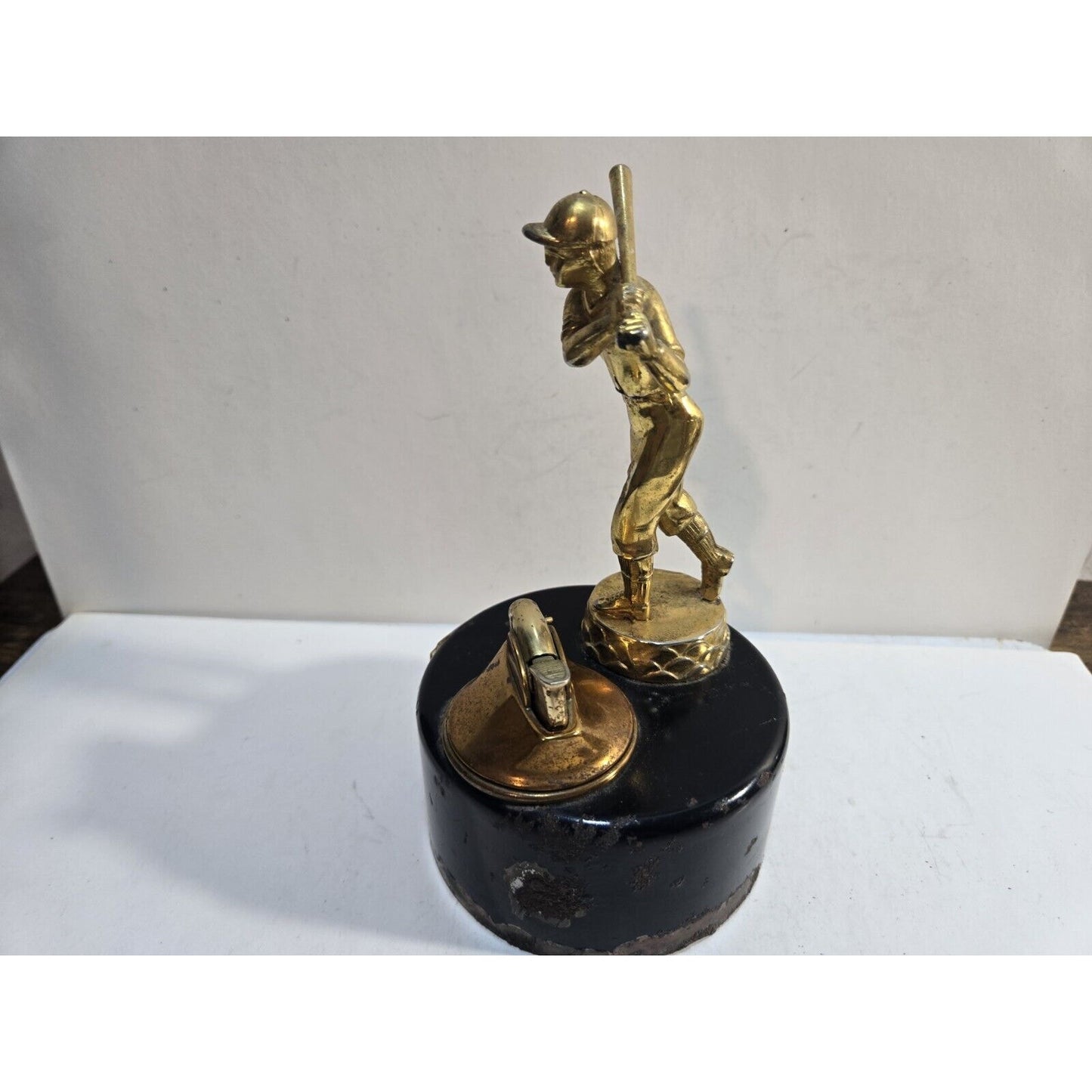 Working Vintage Evans Table Lighter Baseball Player Lighter 7675/13