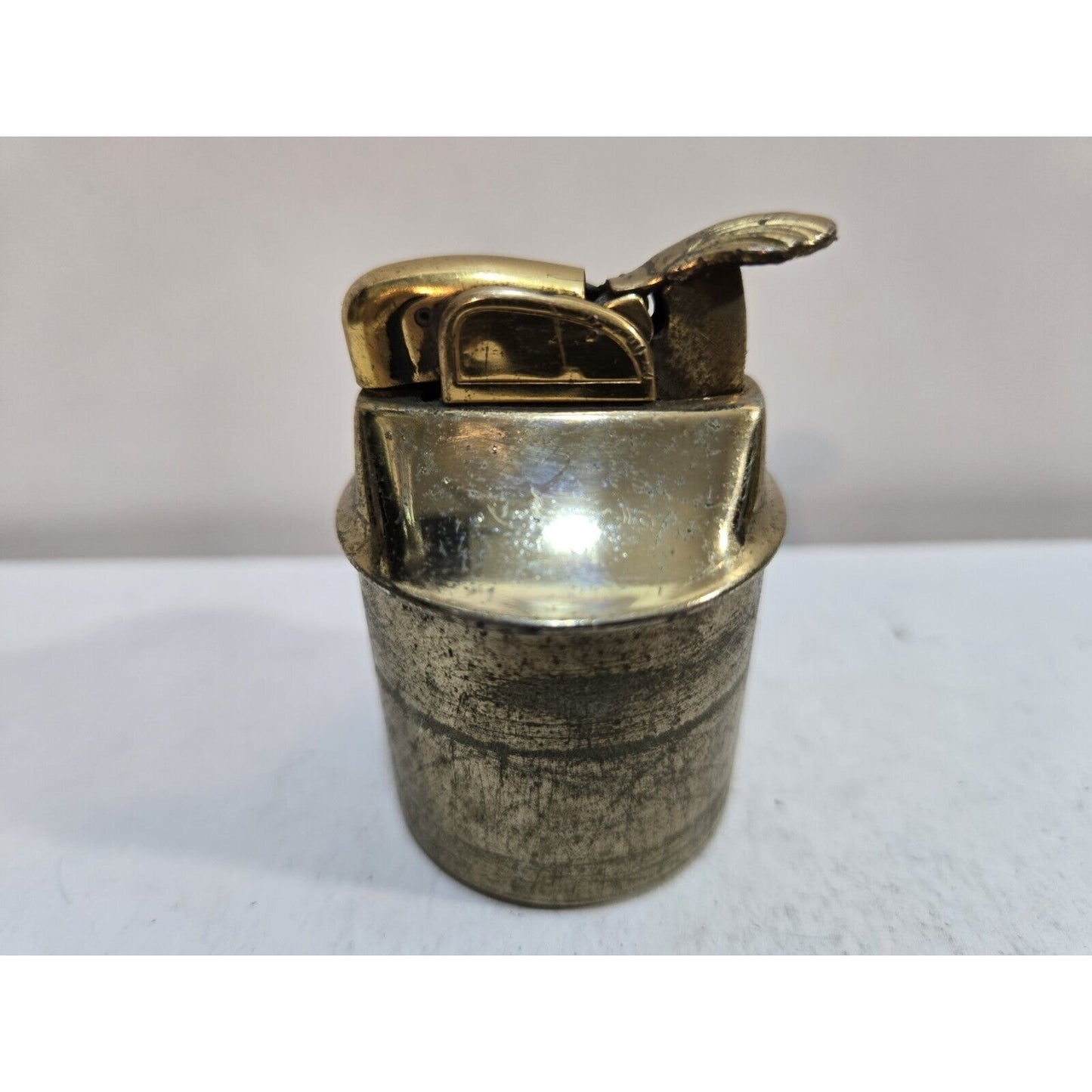 Vintage Working EVANS Brass Table Lighter INSERT Fits 1 1/2" Round Base 7120/22