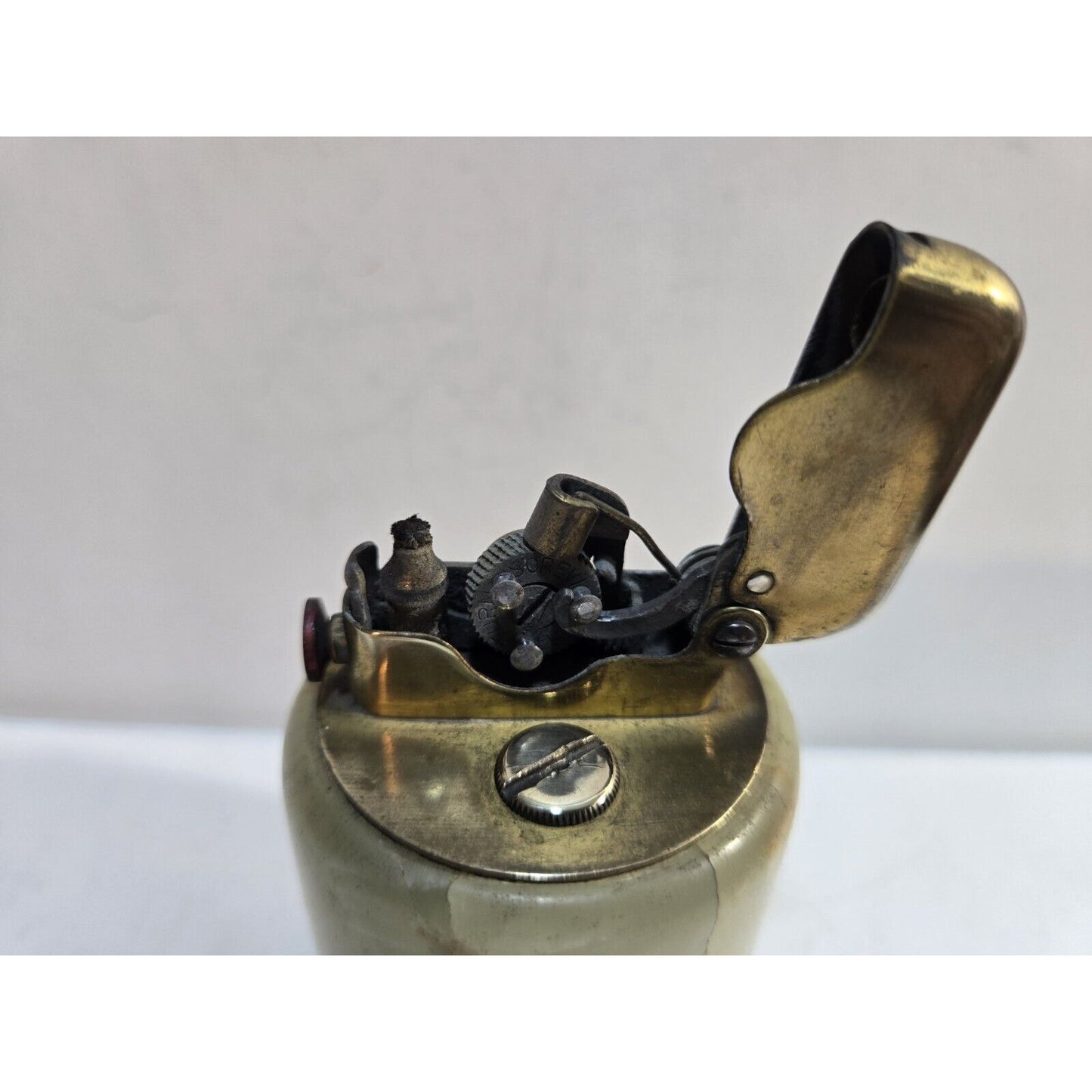 Working Vintage Thorens Marble Base Table Lighter Single Claw 7605/40