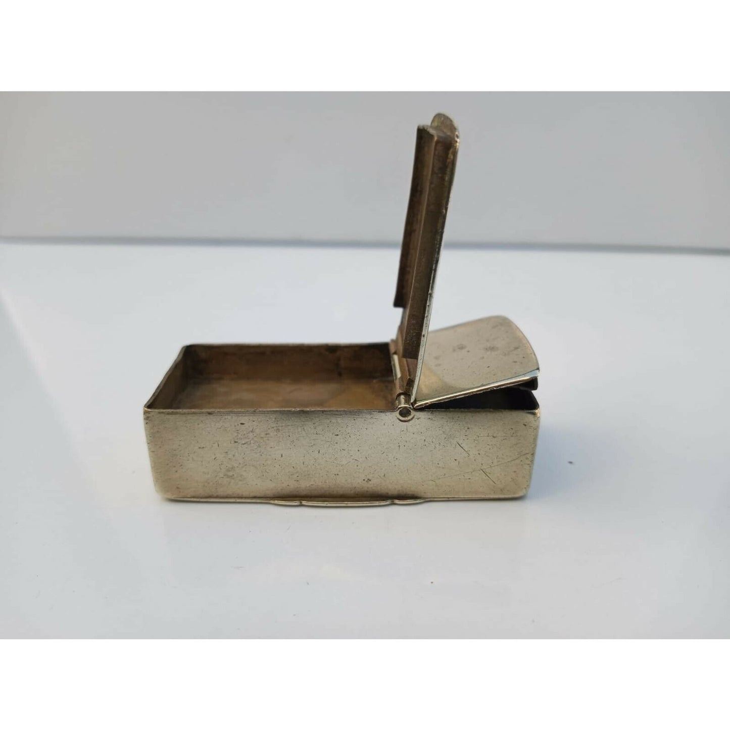 Vintage Silver 3 Compartments Snuff, Tabaco Stamp Safe, CASE, Vesta / Holder