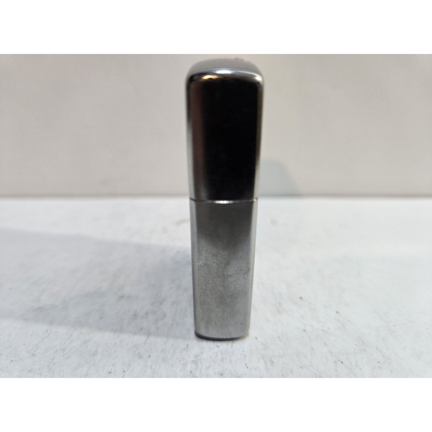 VINTAGE WORKING 2019 ZIPPO LIGHTER SILVER 7214/33