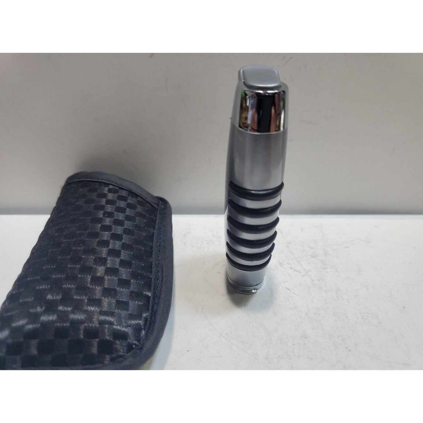 Vertigo Working Butane Silver Lighter, Torch Flame, Cigar punch 6613/34