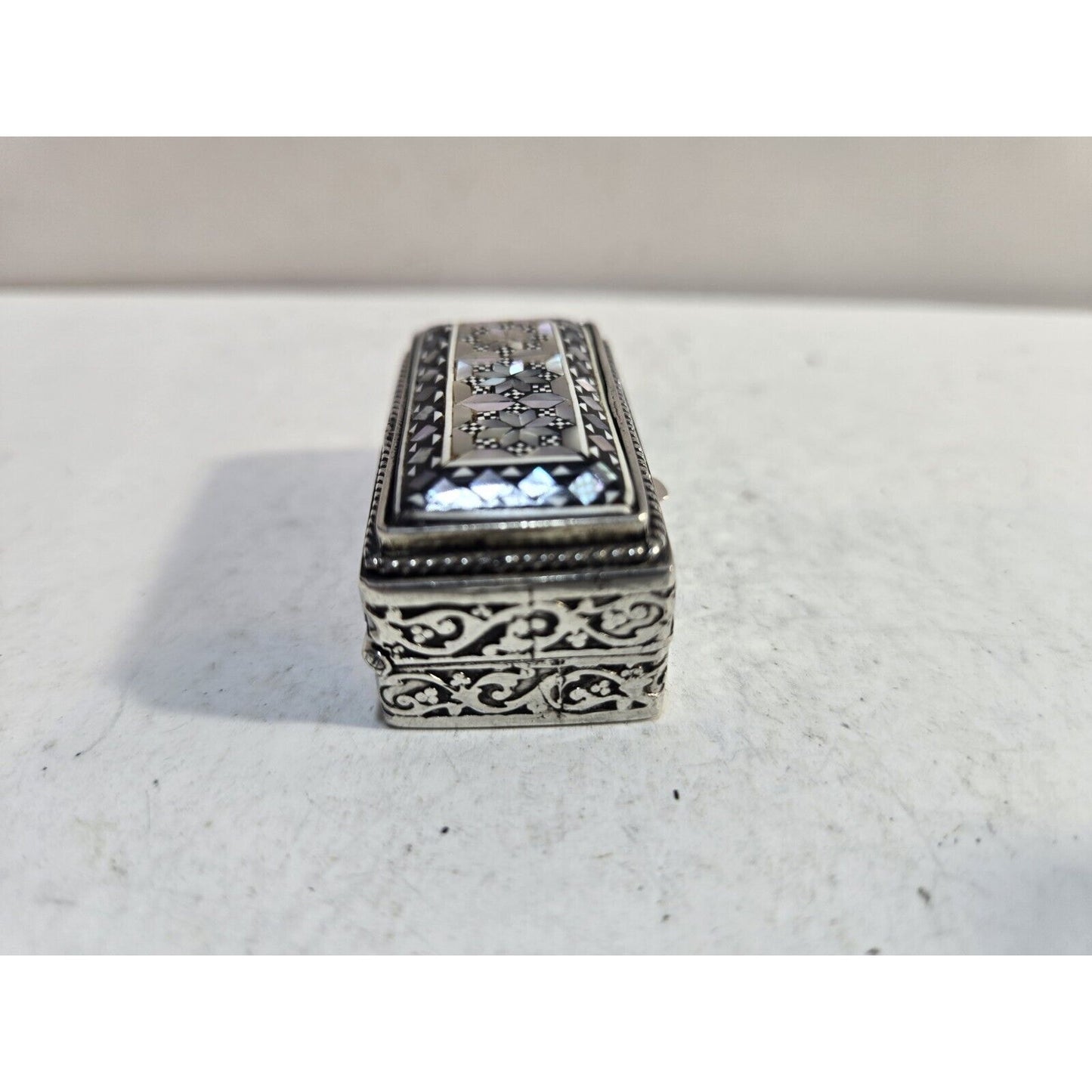 Vintage Sterling Silver & Mother Of Pearl Abalone Trinket Pill Snuff Box Case