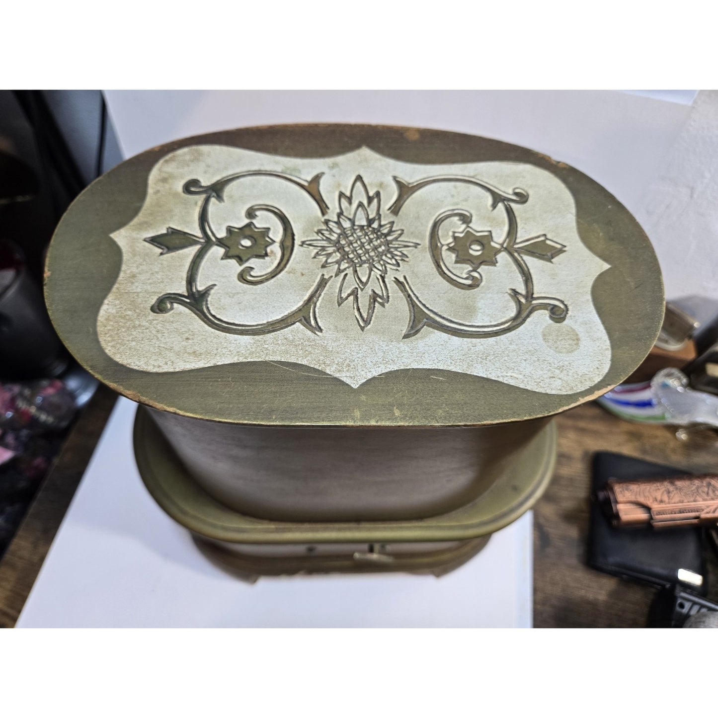 Apco LARGE VINTAGE FLORENTINE JEWELRY BOX, Music Box GOLD RARE GILT WOOD CASE