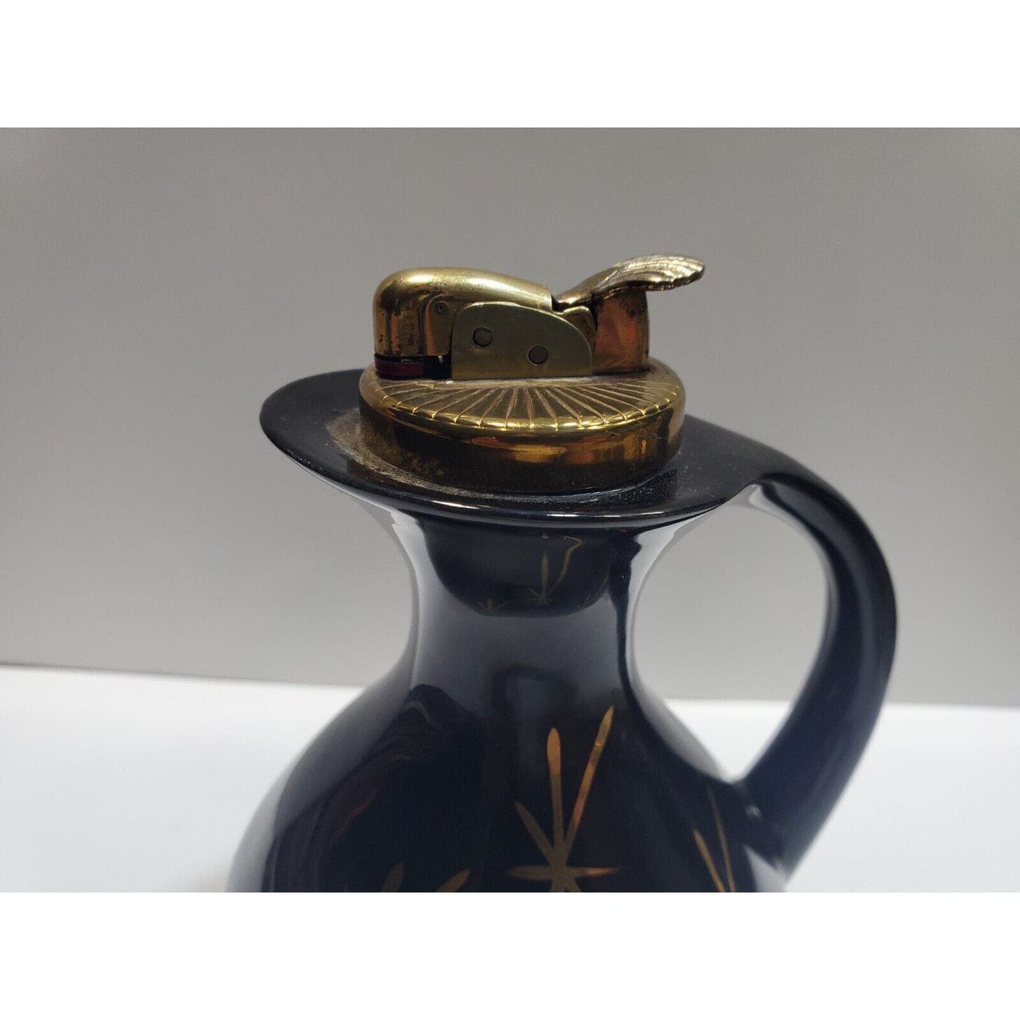 VINTAGE EVANS BONE CHINA 5" TABLE LIGHTER ART DECO GOLD TRIMMED 6678/13