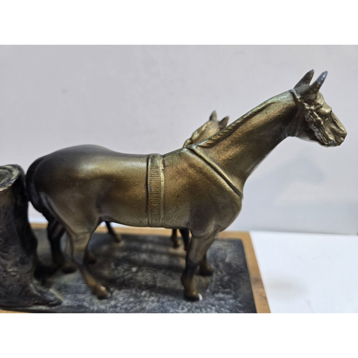 Vintage 1900s Austria Cold Painted Horses Hunting Striker Lighter 7719/40