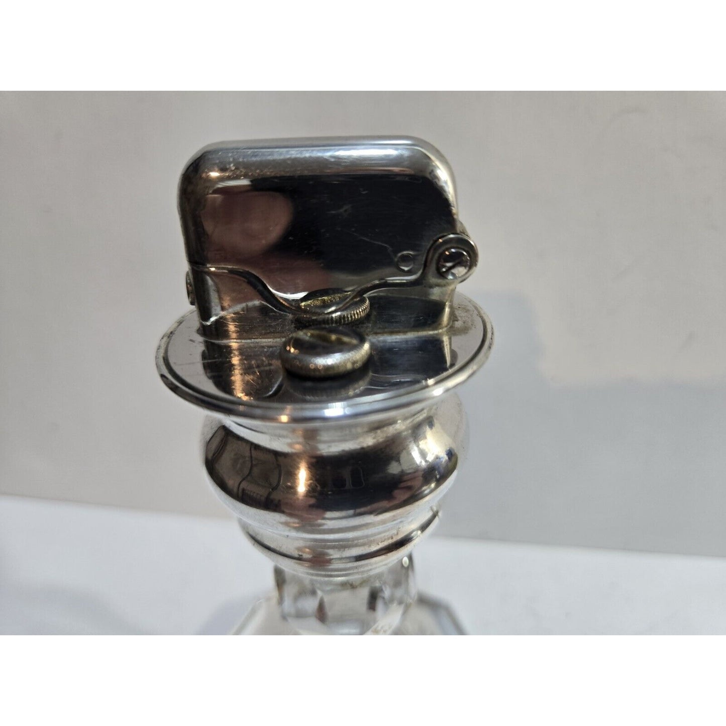 Working Vintage Thorens Crystal Glass Base Table Lighter Single Claw 7567/40