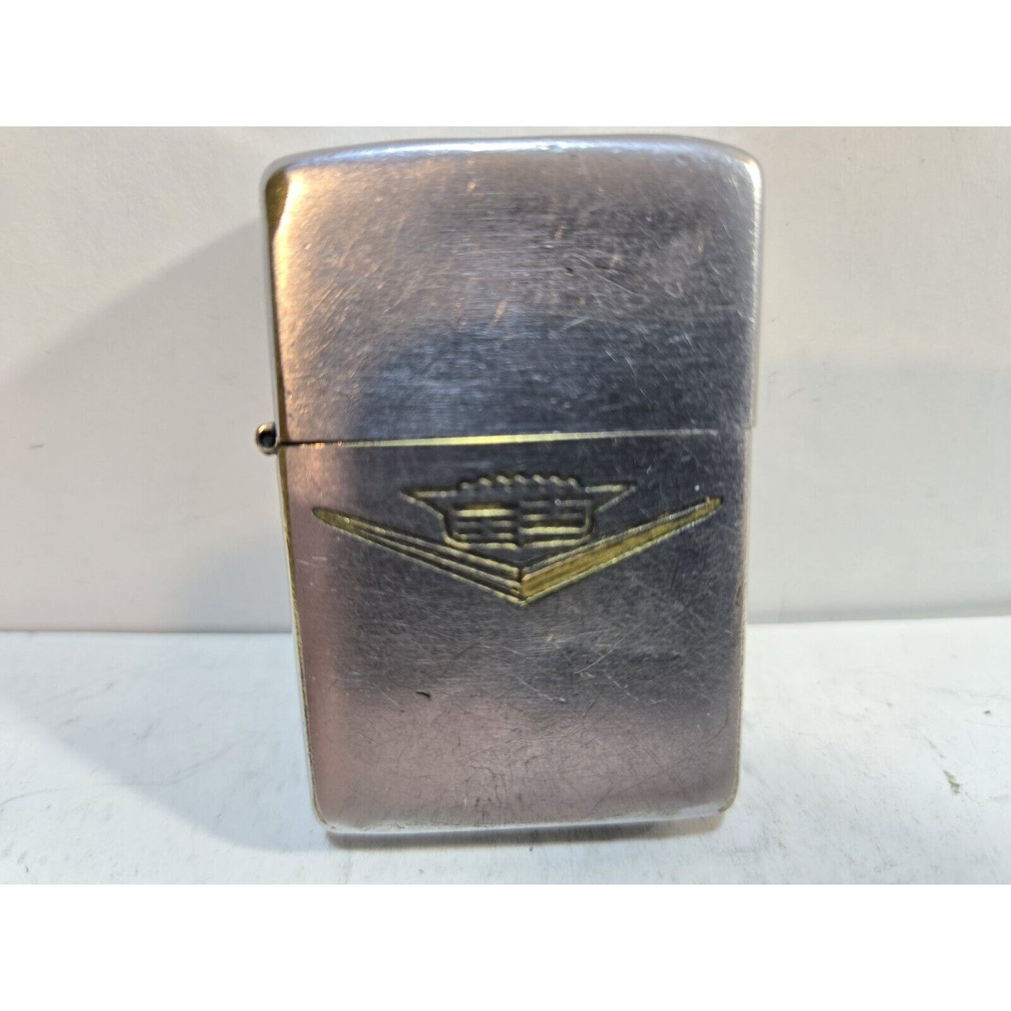 Vintage Working ZIPPO Cadillac Logo Lighter Pat 2517191 7292/33