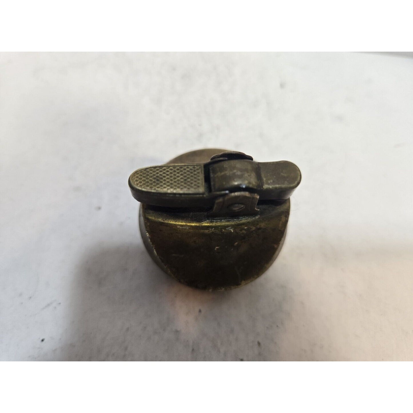 Vintage Working Brass Table Lighter INSERT Fits 1 1/2" Round Base 7464/22