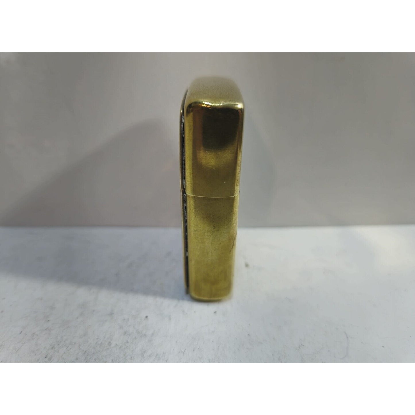 Vintage Working Indian Chief Tomahawk Emblem Brass Zippo Lighter 7185/33