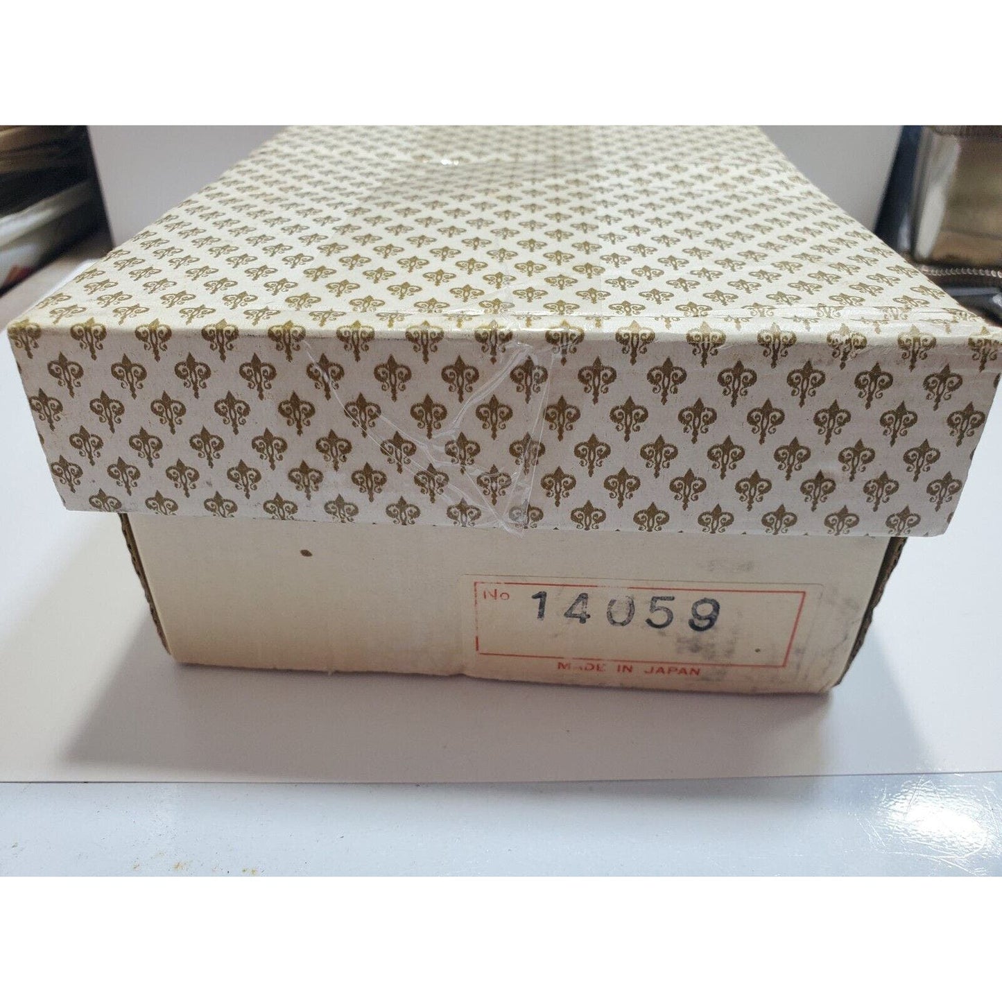 FINE CHINA SMOKING SET ASHTRAY, Cigarette CASE, Working LIGHTER Orig Box 6566/48