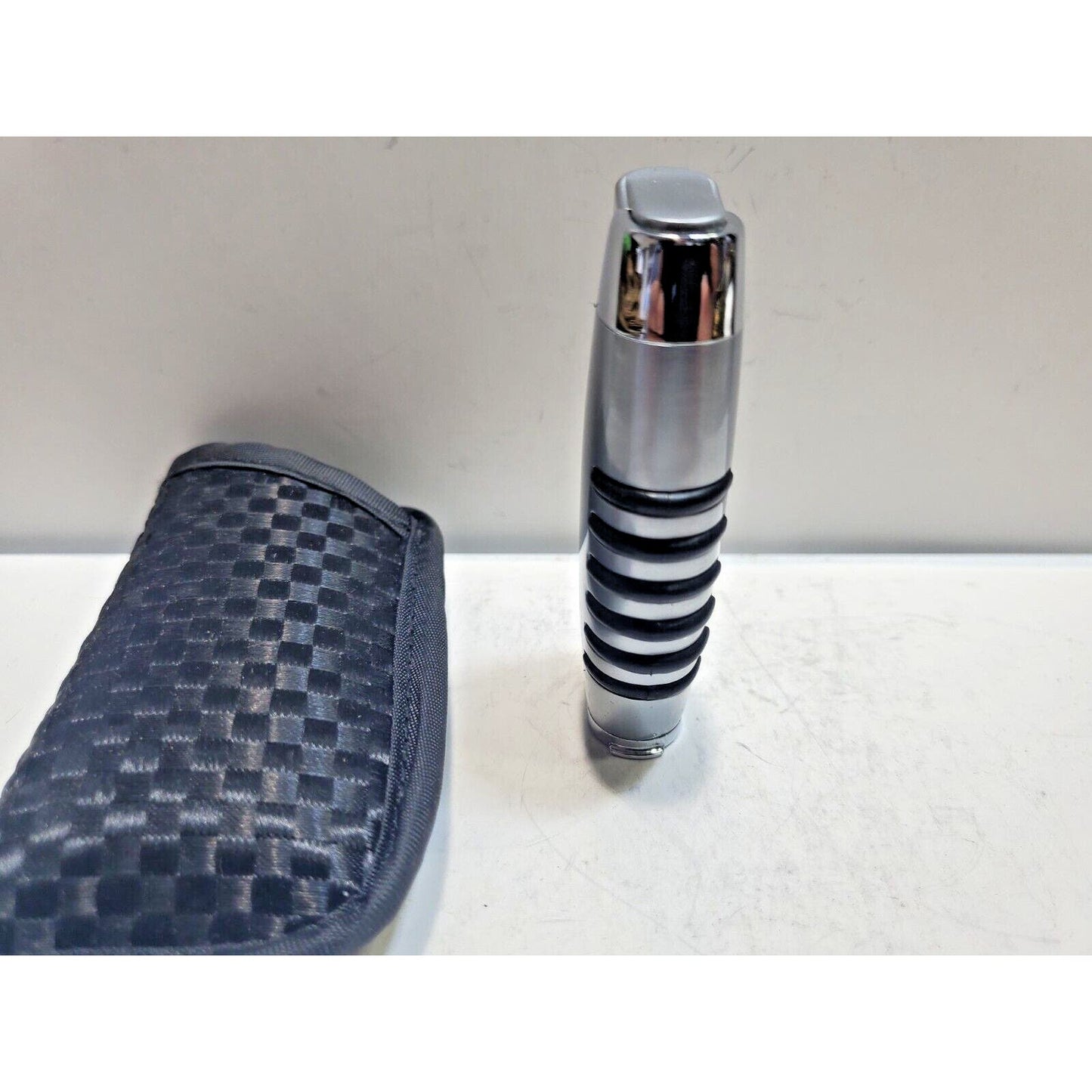 Vertigo Working Butane Silver Lighter, Torch Flame, Cigar punch 6613/34