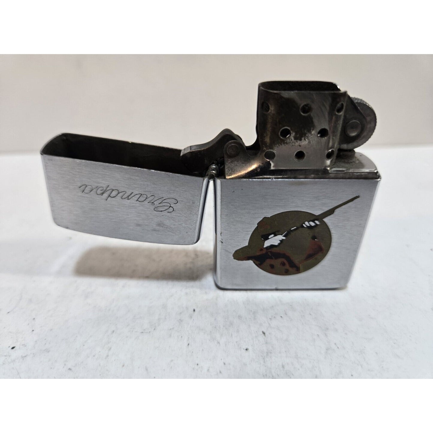 Vintage Working 1992 Hunter Rifle Sports Series Zippo Lighter 7416/33