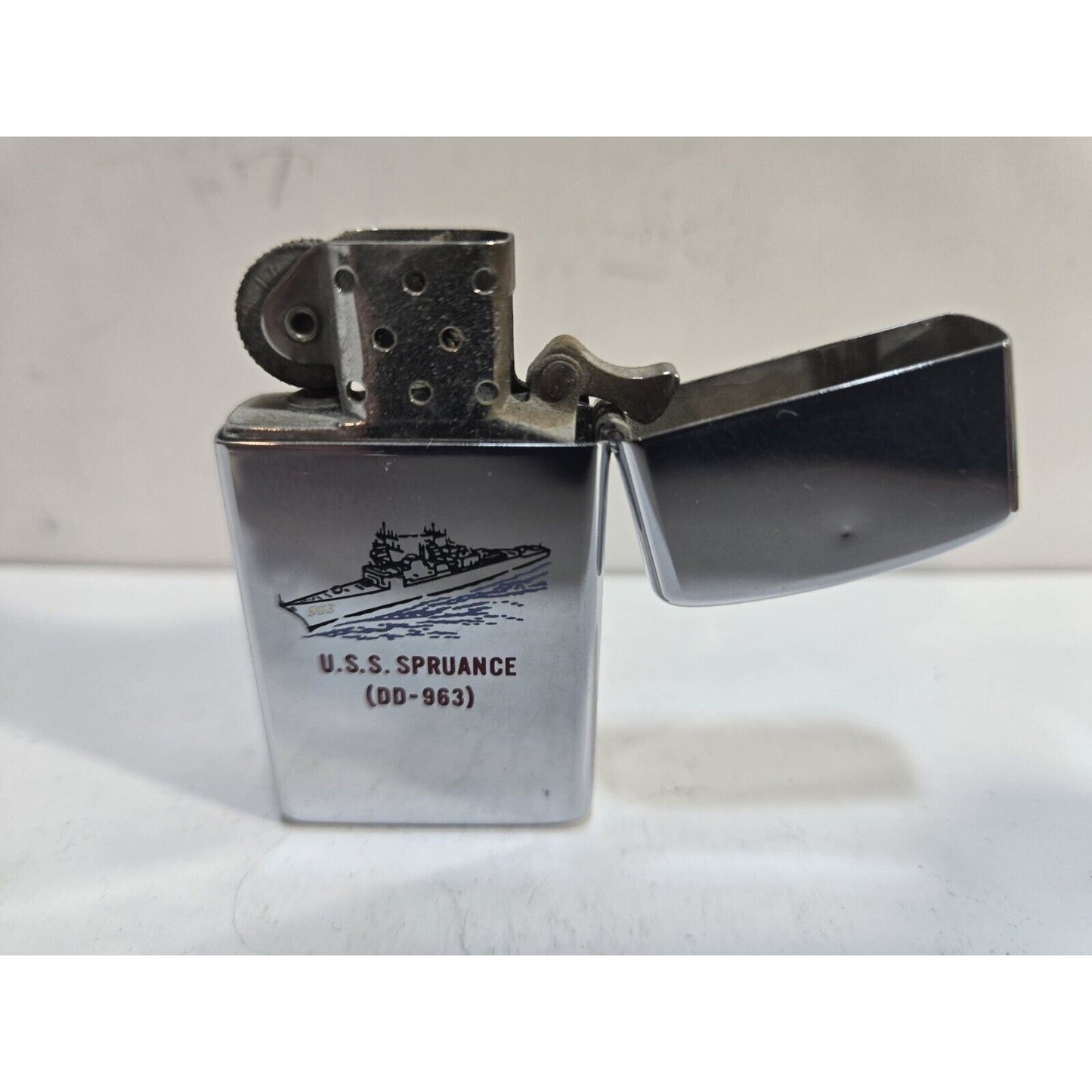 Vintage Zippo US Navy Lighter DD-963 USS Spruance Class Destroyer 6866/33