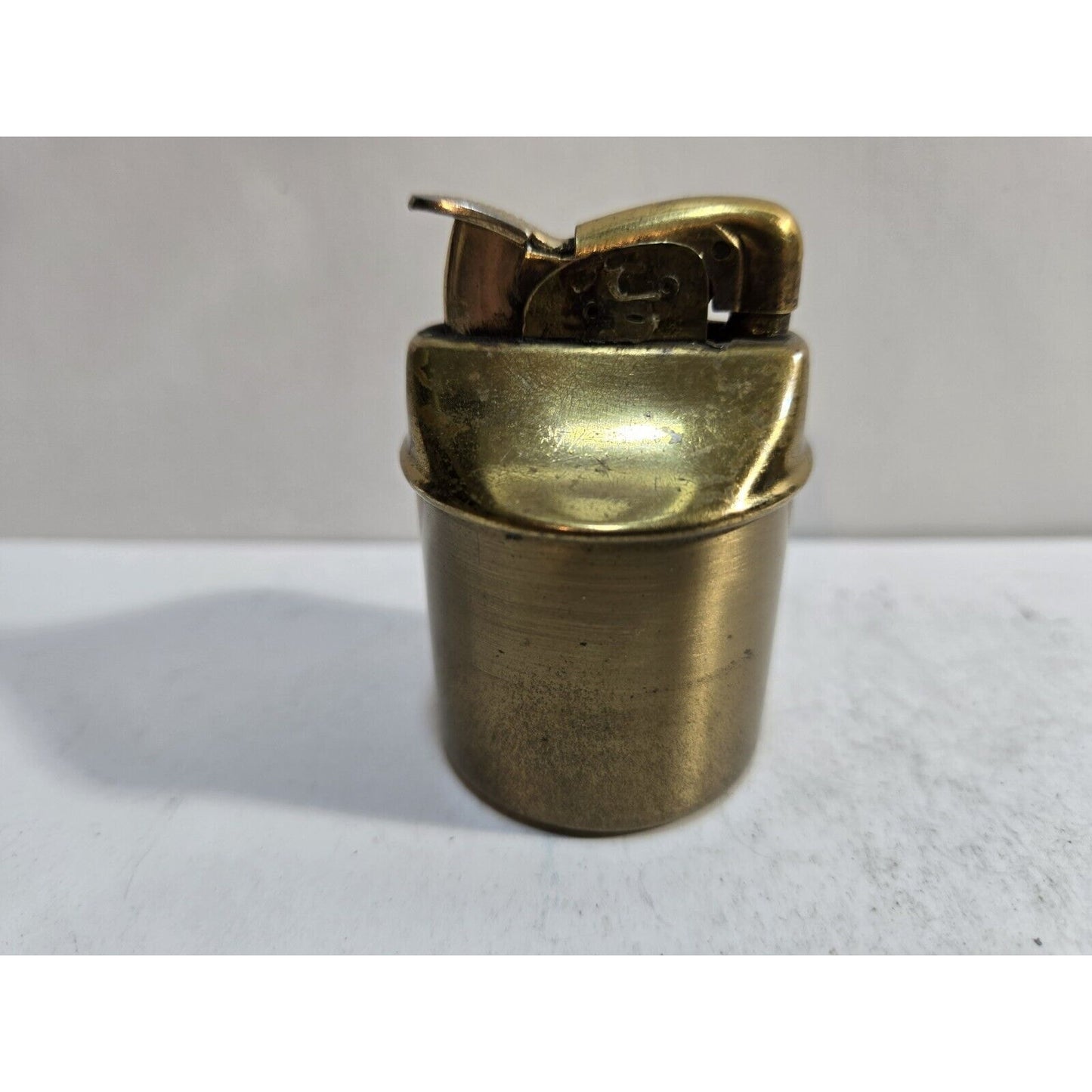 Vintage Working EVANS Brass Table Lighter INSERT Fits 1 1/2" Round Base 7057/22