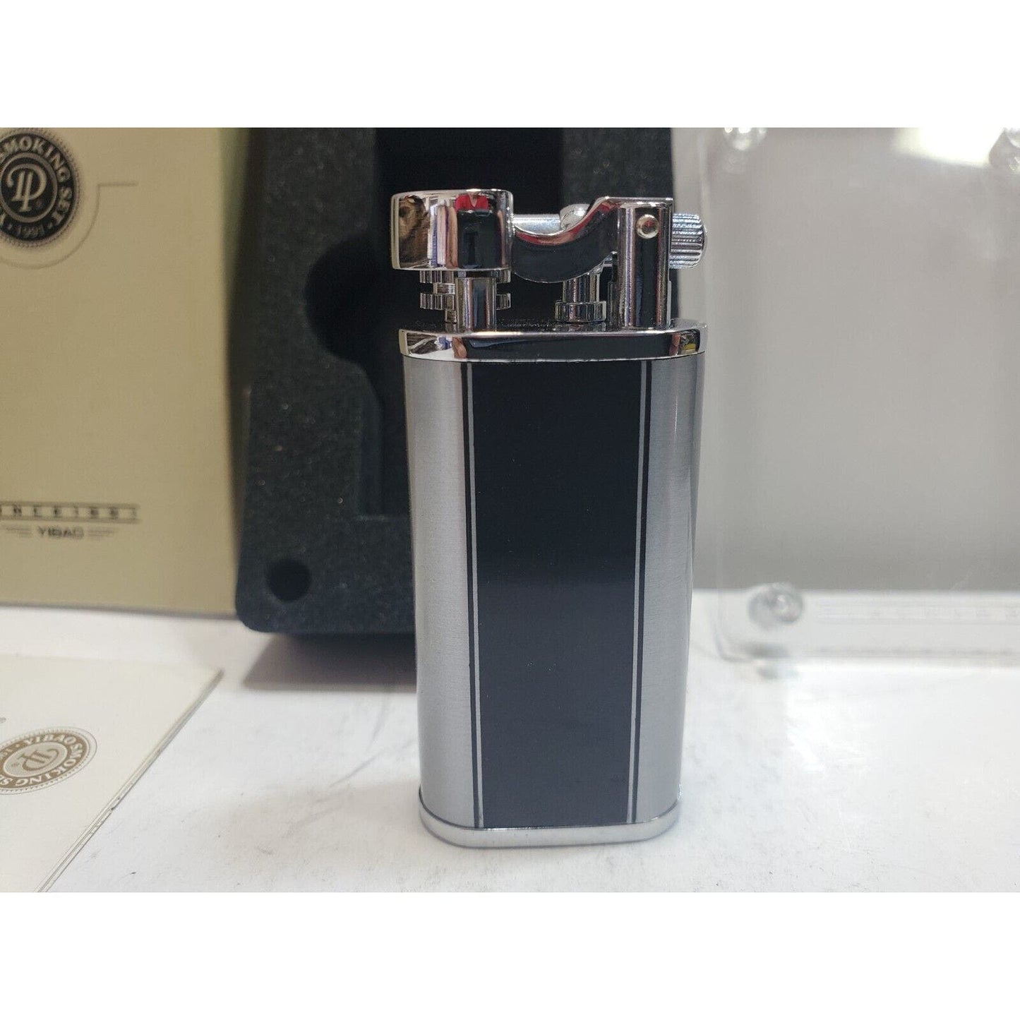 NOS WORKING Yibao Liftarm Enamel Silver Tone Lighter, ORIGINAL BOX 6775/24