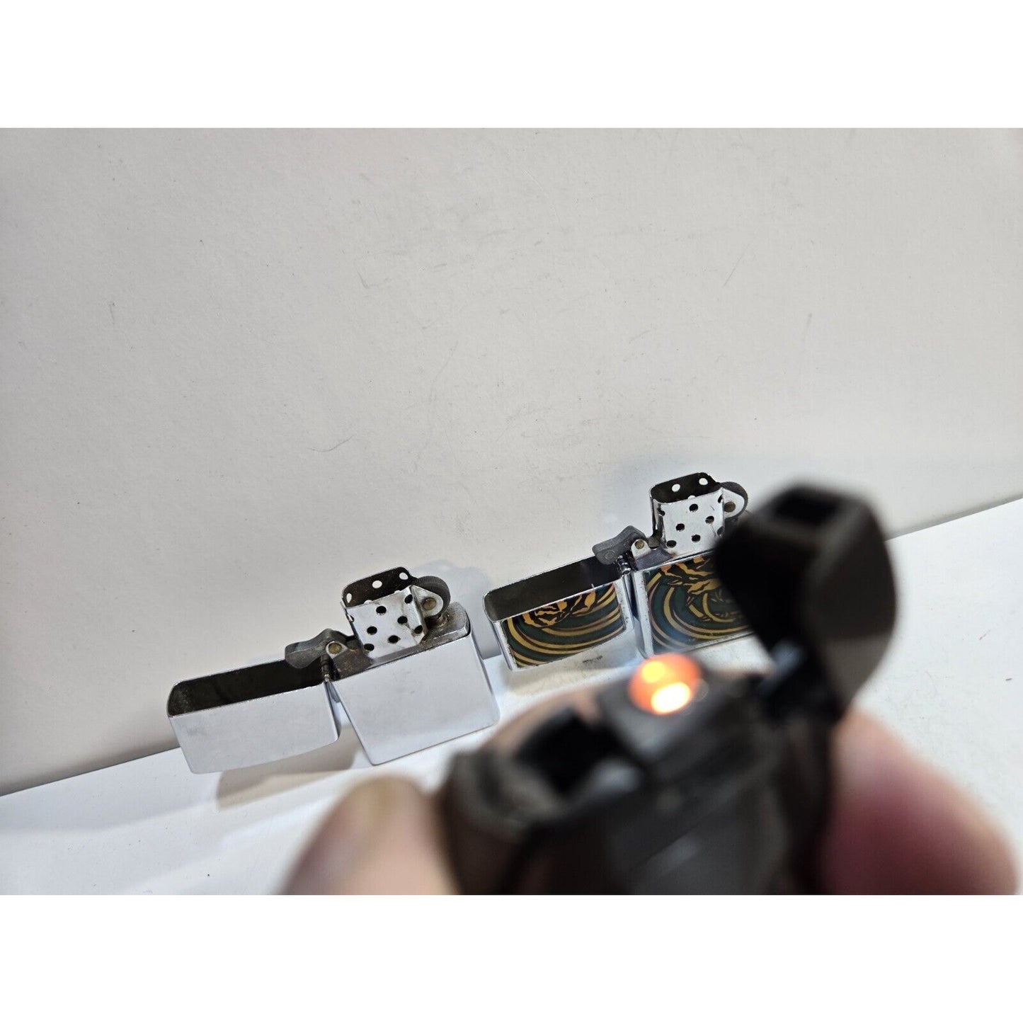 LOT OF 3 VINTAGE LIGHTERS / WORKING 7357/35