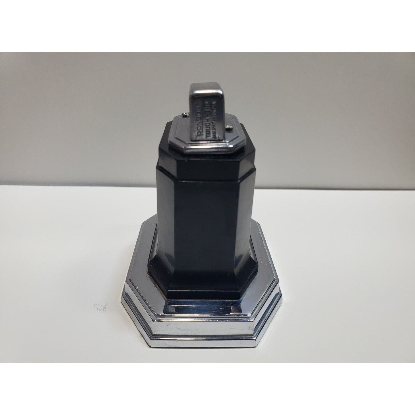 Ronson 1940 Art Deco Table Touch Tip Octette Black, Silver Tone Lighter 6506/13