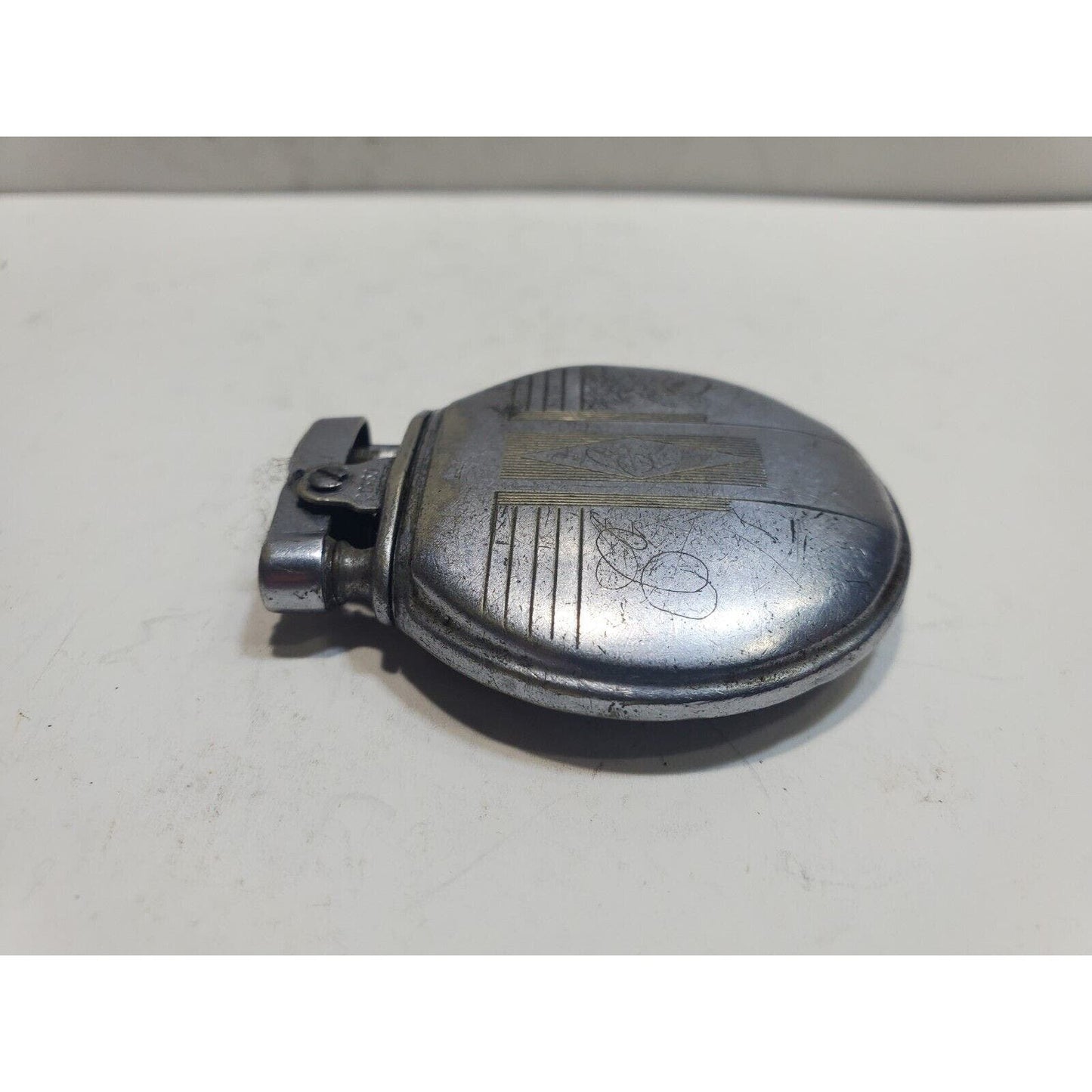 Working Vintage ACE Ronson Round Silver Lighter / Rondette Model 6437/26