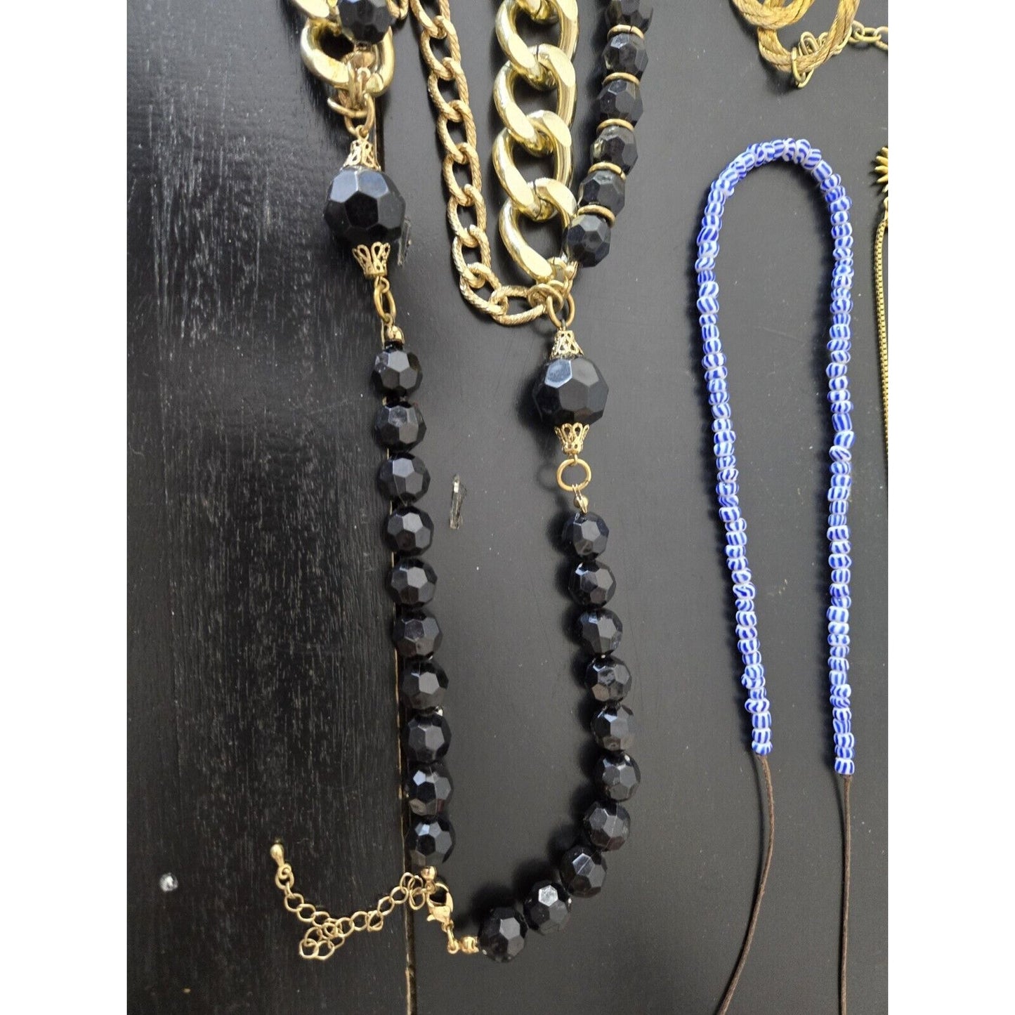 VINTAGE MIXED LOT LADY CUSTOM JEWELRY NECKLACE