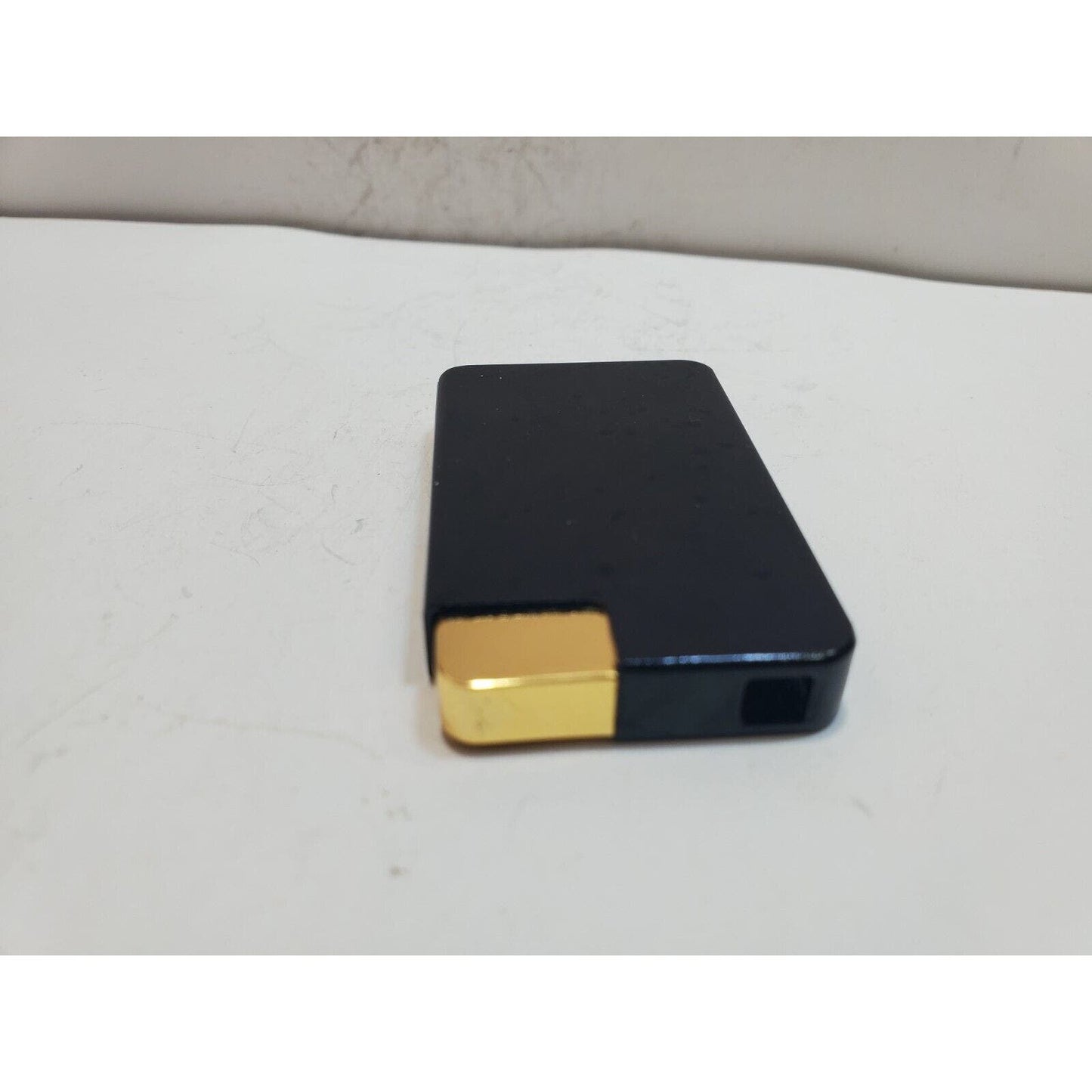 NOS Working Vintage BATTAT Black Enamel & Gold Tone Lighter 6382/34