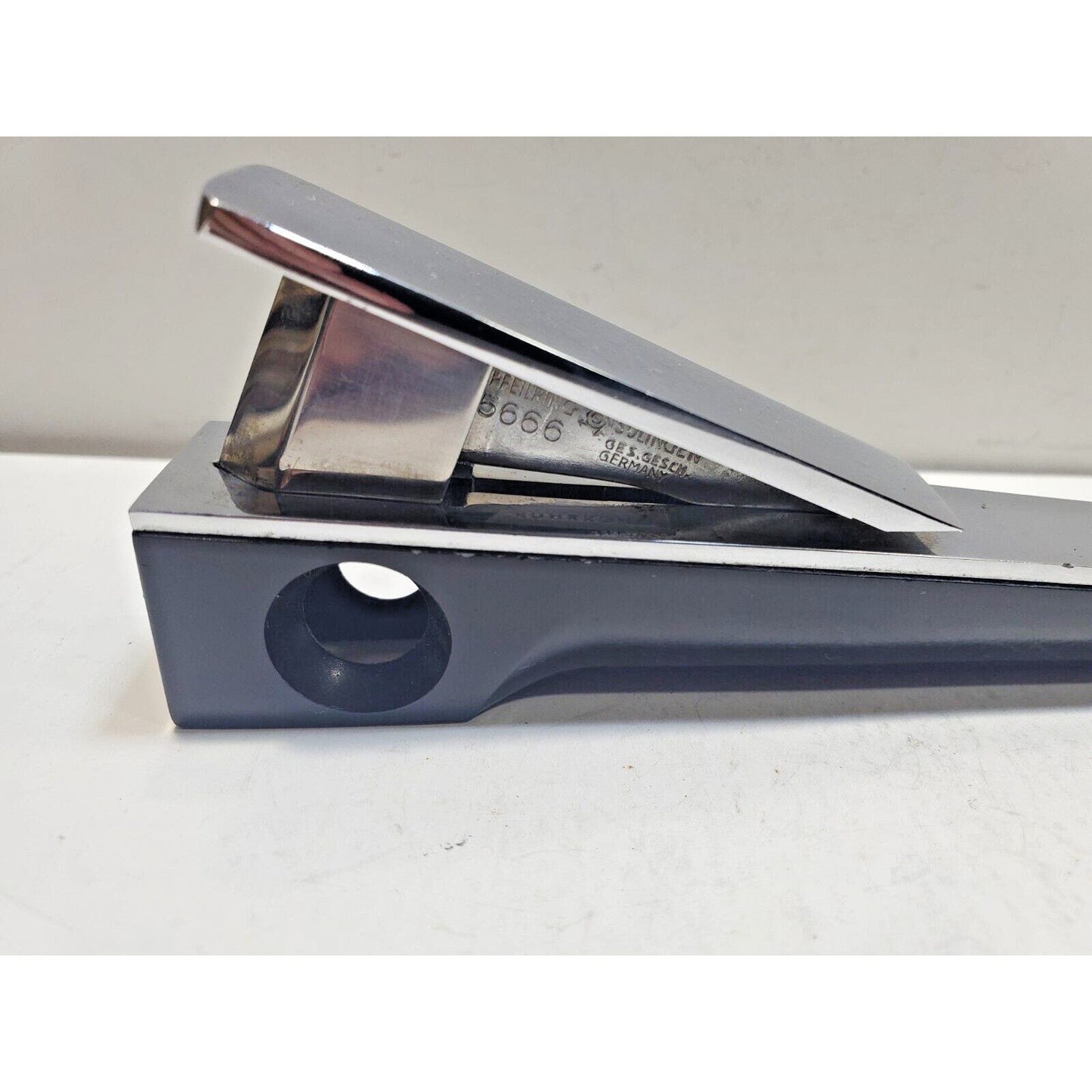 Vintage Working German Solingen 5666 Cigar Cutter 6339/6
