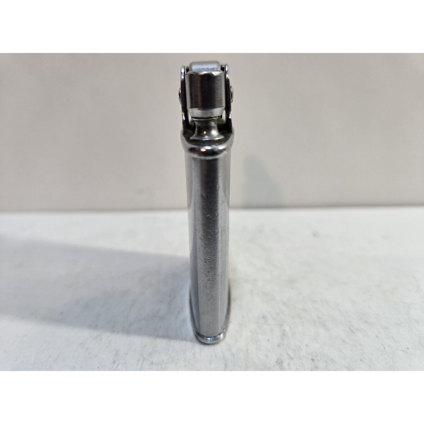 Vintage Working Ronson BANKER LIGHTER 7152/26