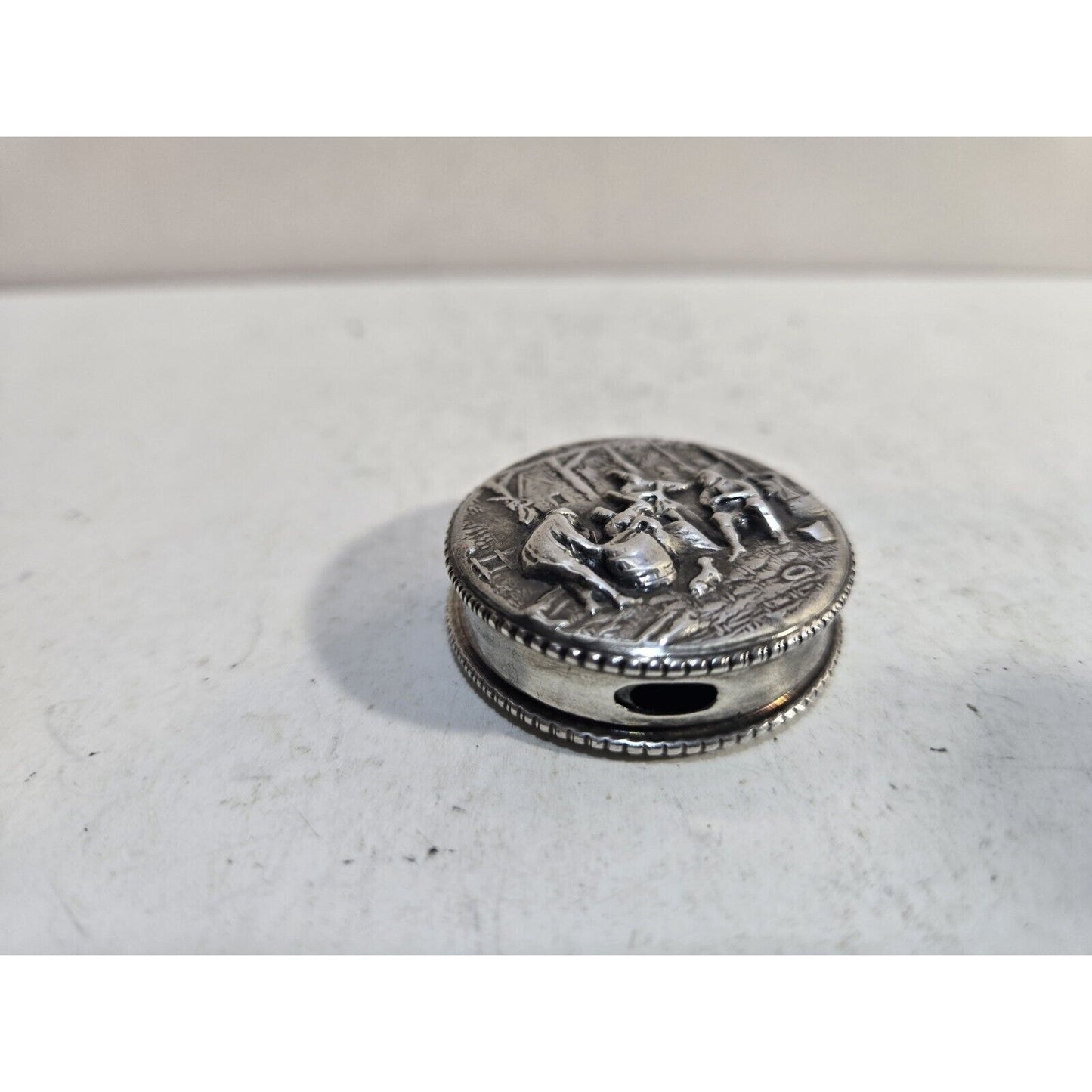 Vintage Hans Jensen Denmark Silver Repousse Snuff Case Pill Box 7319/4