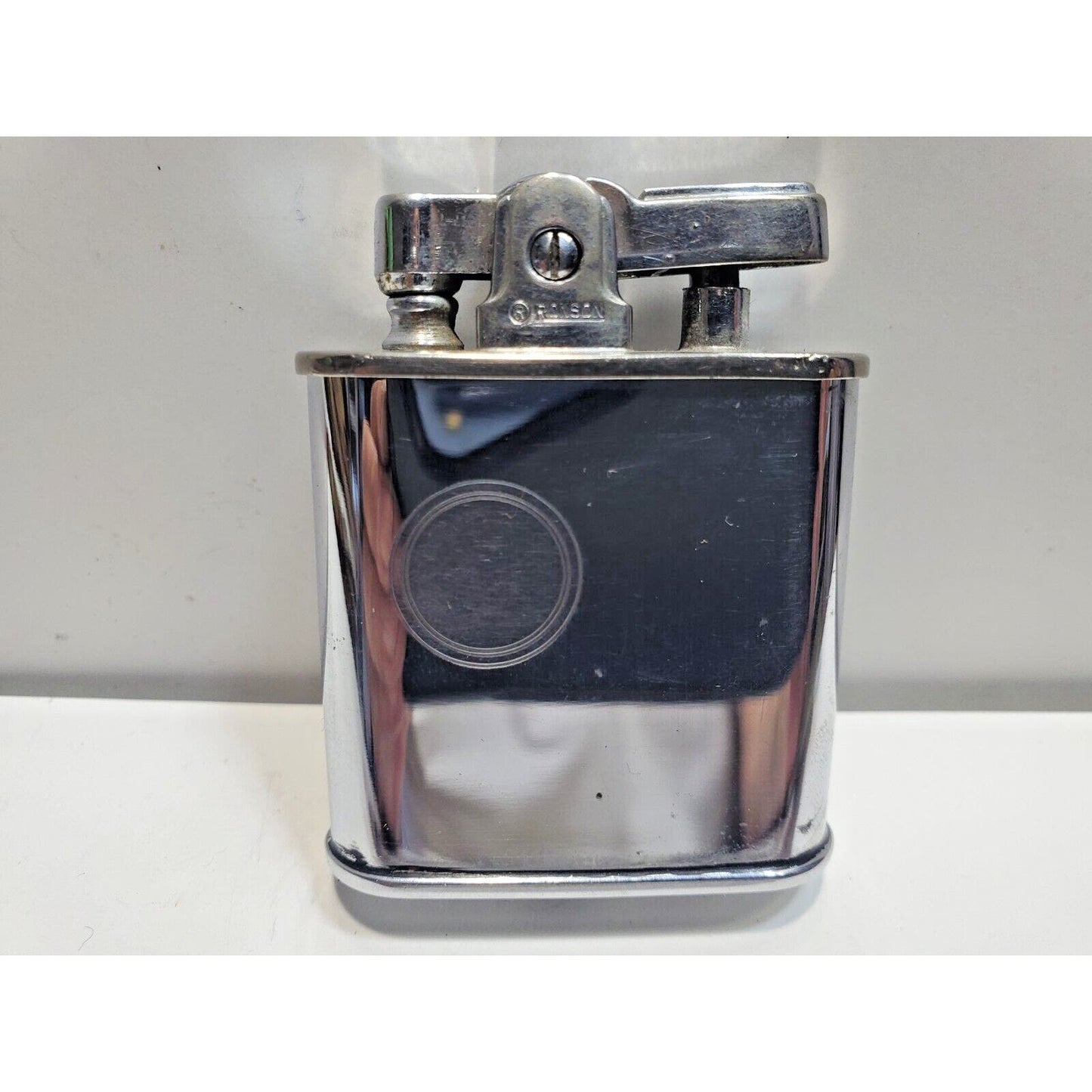 Vintage Ronson Vangurd Silver Tone Lighter 6663/26