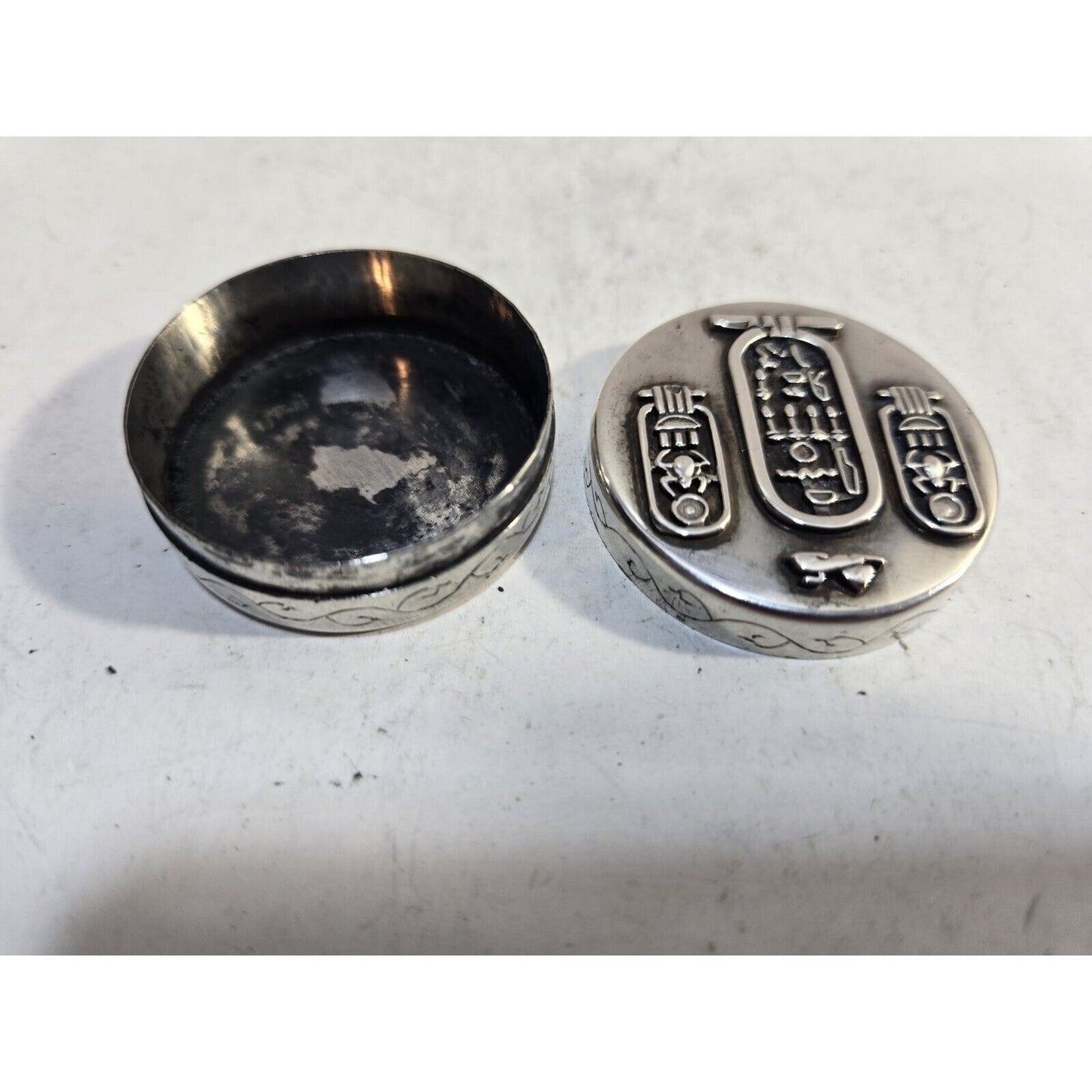 Egyptian Sterling Silver Pill or Snuff Box Case Hieroglyphic Alphabet 7278/3