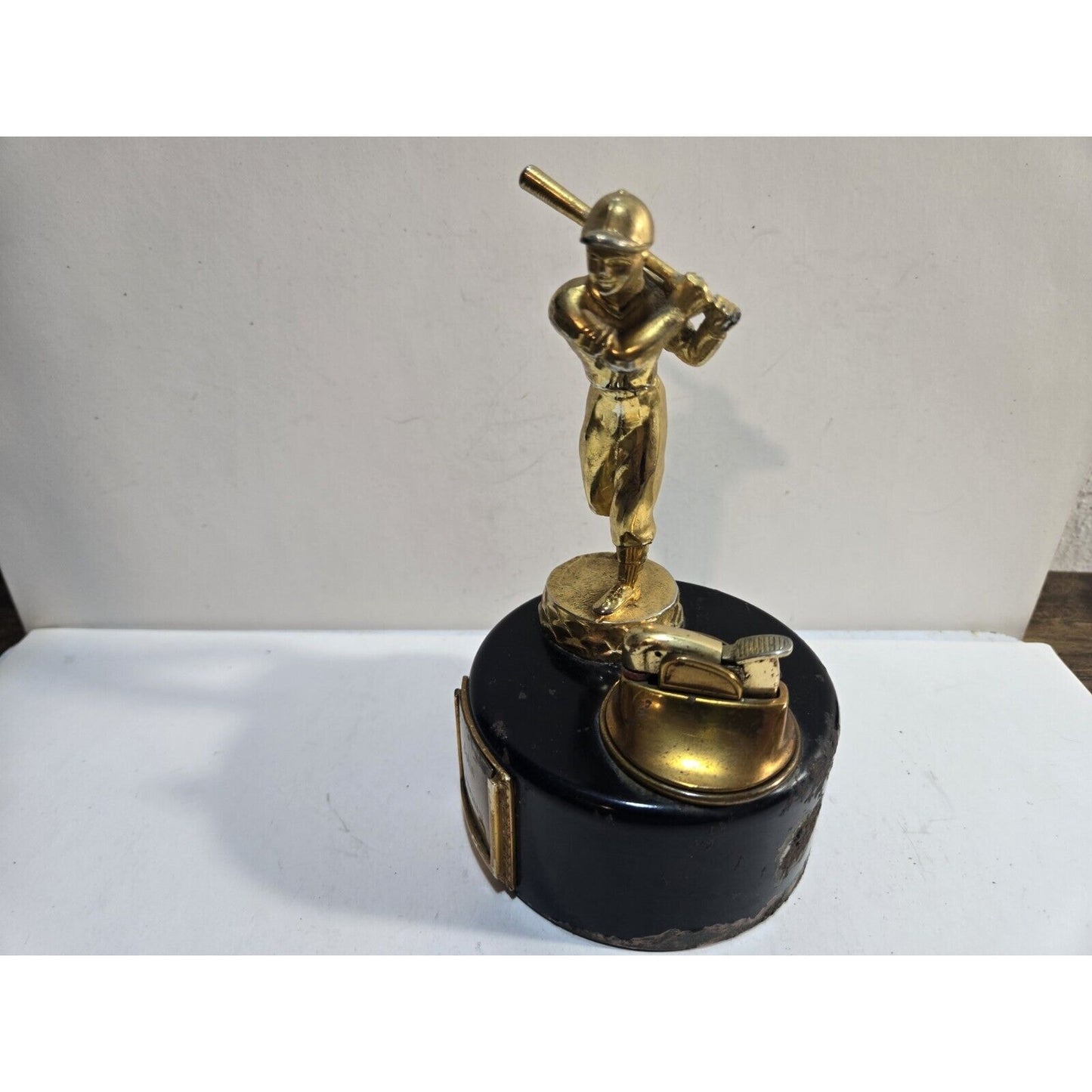 Working Vintage Evans Table Lighter Baseball Player Lighter 7675/13