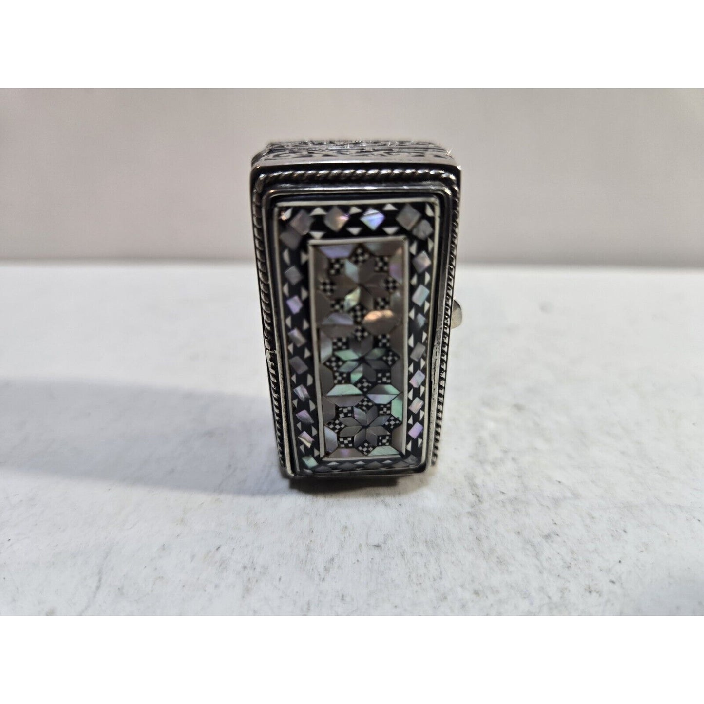 Vintage Sterling Silver & Mother Of Pearl Abalone Trinket Pill Snuff Box Case