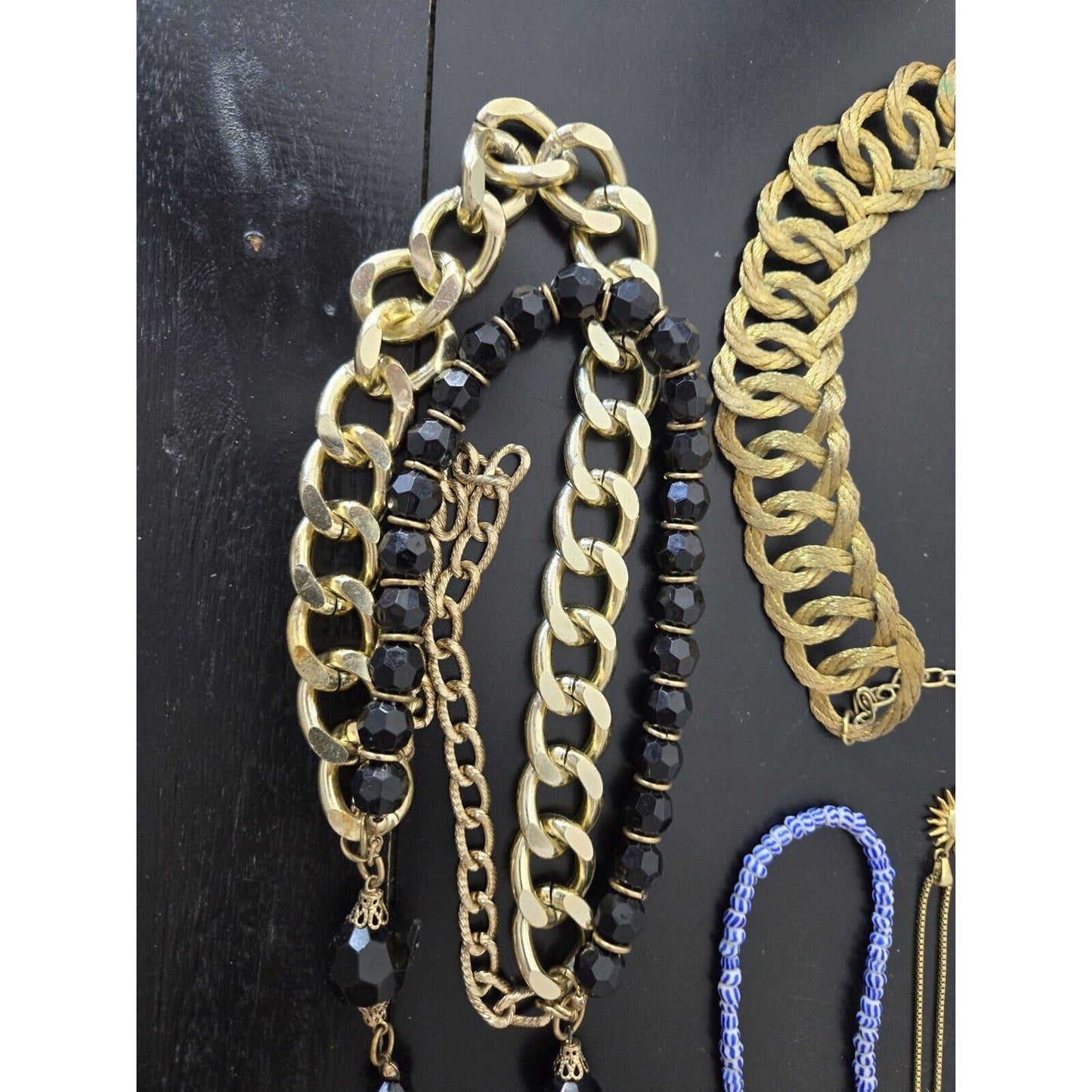 VINTAGE MIXED LOT LADY CUSTOM JEWELRY NECKLACE