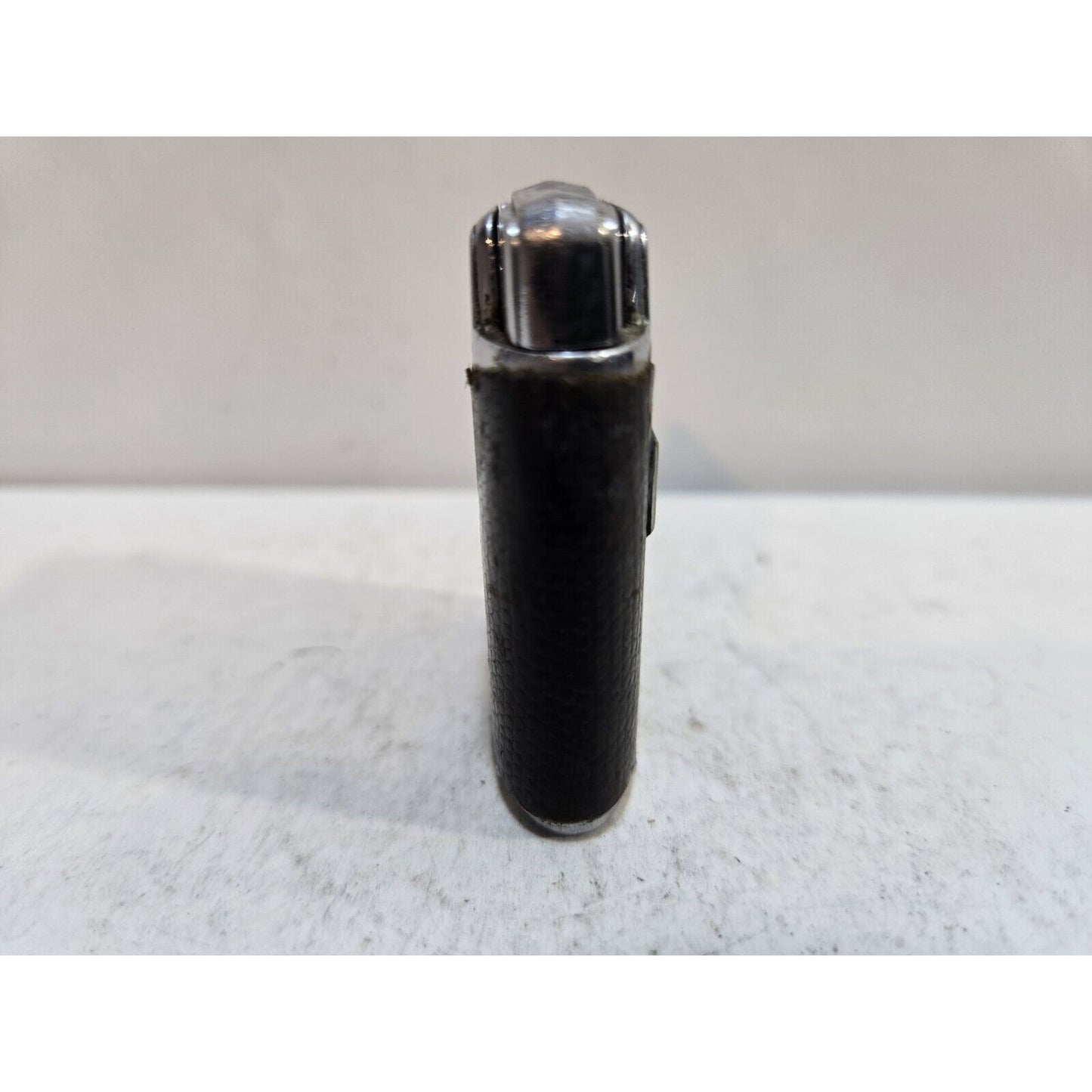 Vintage Working Ronson Essex Lighter Leather, Silver Art Deco Design 7422/26