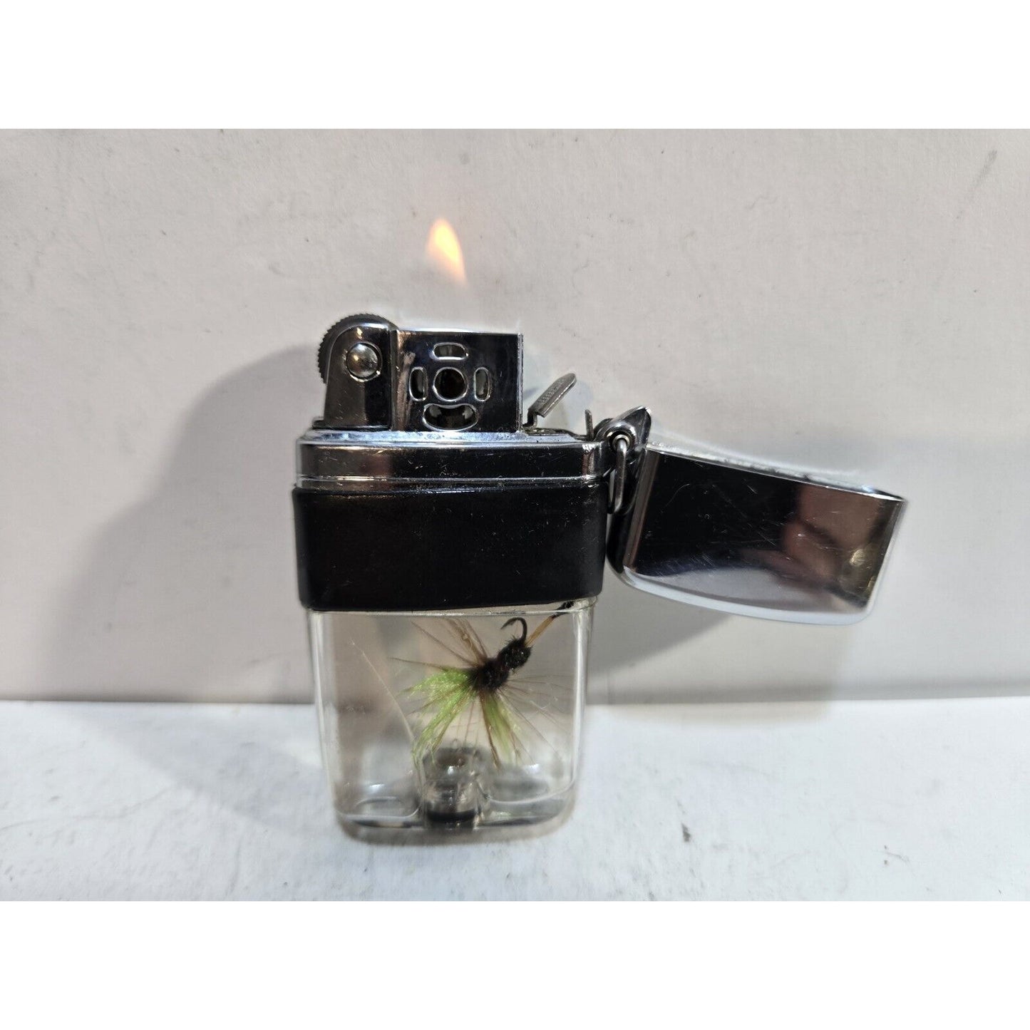 Vintage Working Fire Fly Flip Top Lighter. Fly Fishing Lure, Clear Tank 7377/33